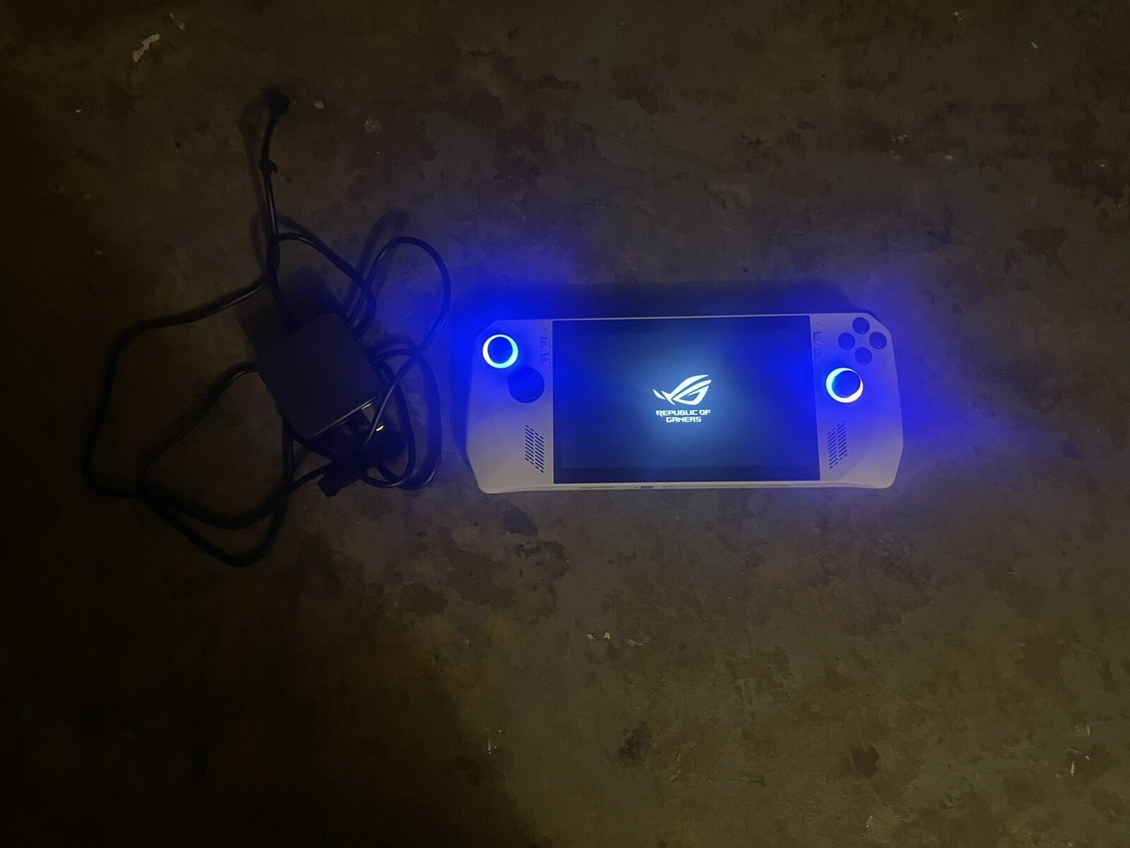 ASUS – ROG Ally 7