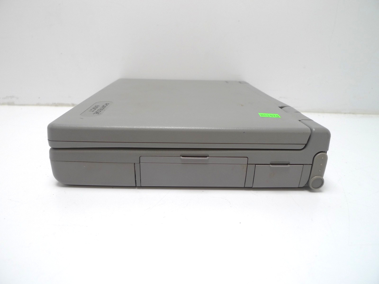 Toshiba Portégé 610CT Laptop #PA1123U-XT | No Drive, Case Wear, Untested, As-Is