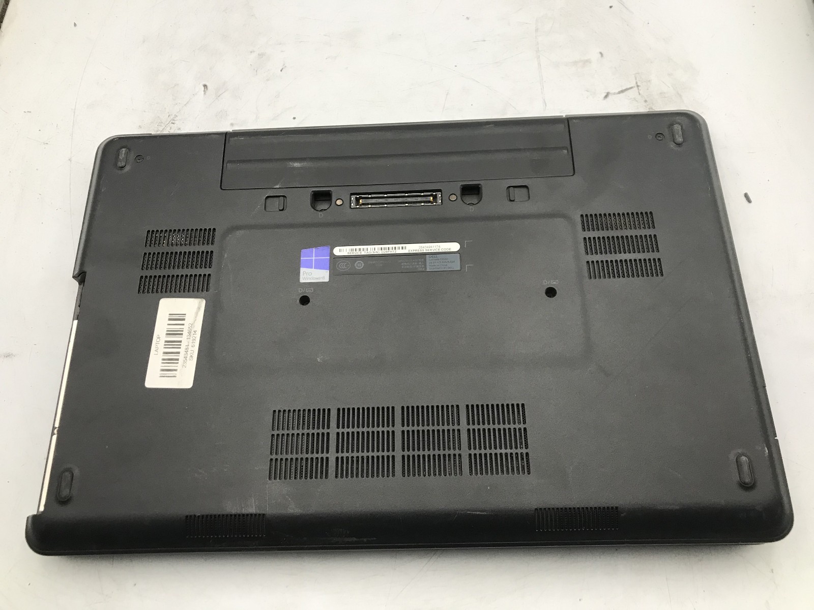 DELL LATITUDE E5540 – FOR PARTS/REPAIR – INTEL I3 4TH GEN – NO RAM -READ DESC-BB