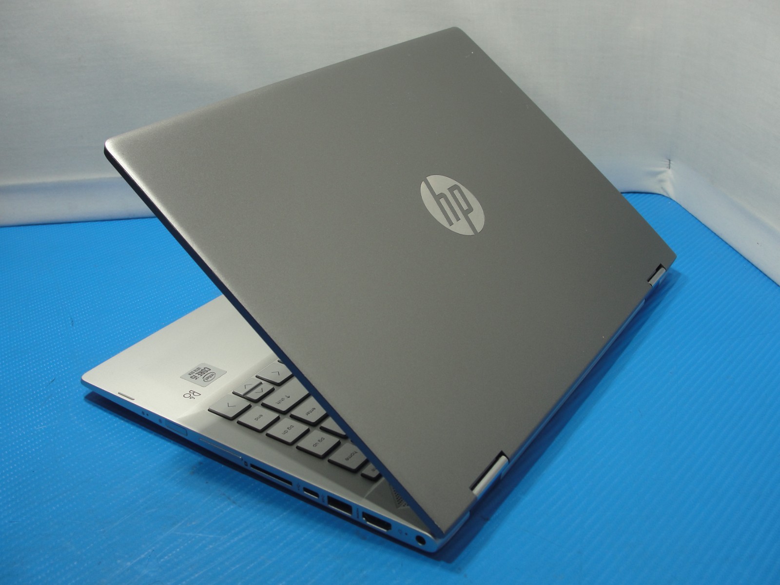 HP Pavilion x360 14-CD2053CL Touch i5-10210U 1.6 GHz 8GB 256GB SSD + Charger
