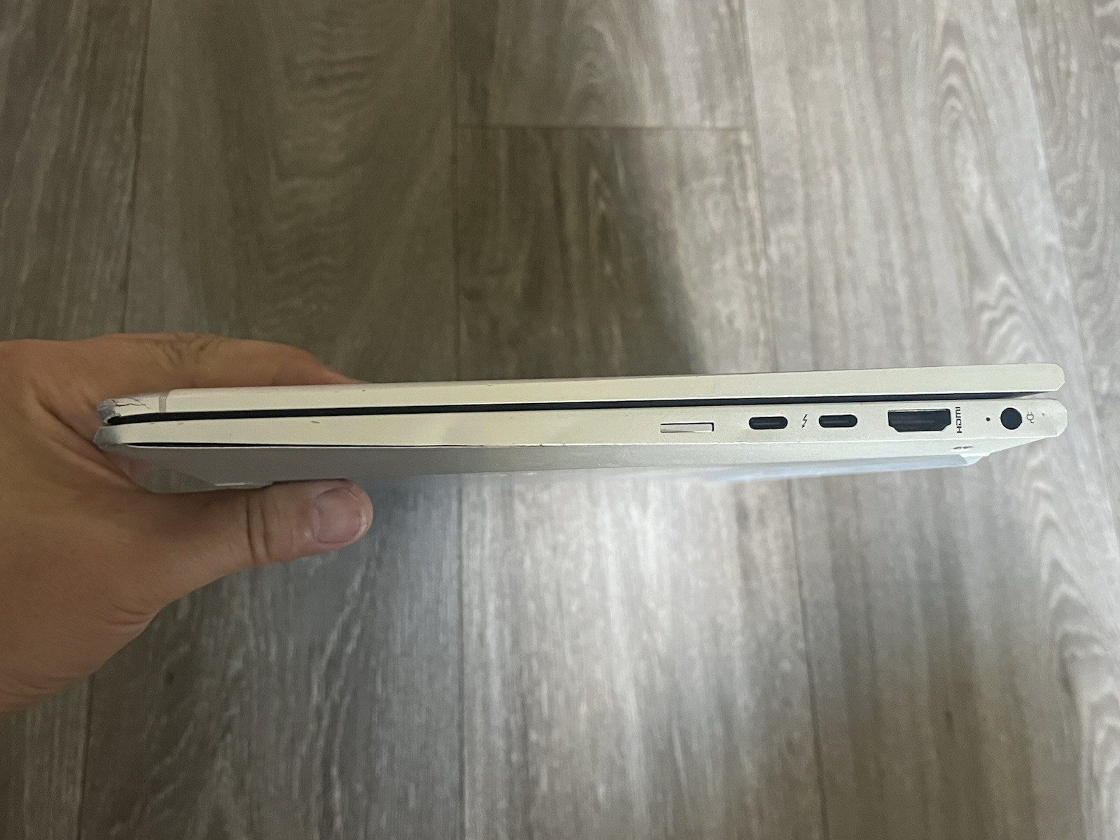 HP Elitebook 840 G8 i7-11651G7 2.8GHz 16 GB RAM 512 GB 360W8UT GRADE B READ