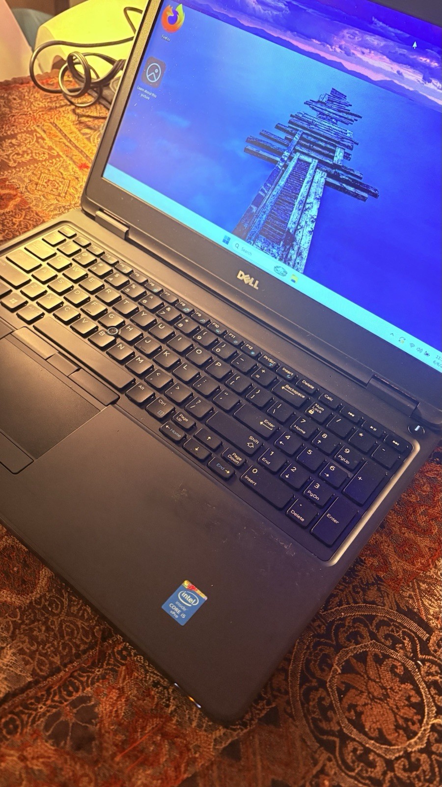 Dell Latitude E5550 15.6″ (233GB, Intel Core i6 5th Gen., 2.30GHz, 16GB) Extras
