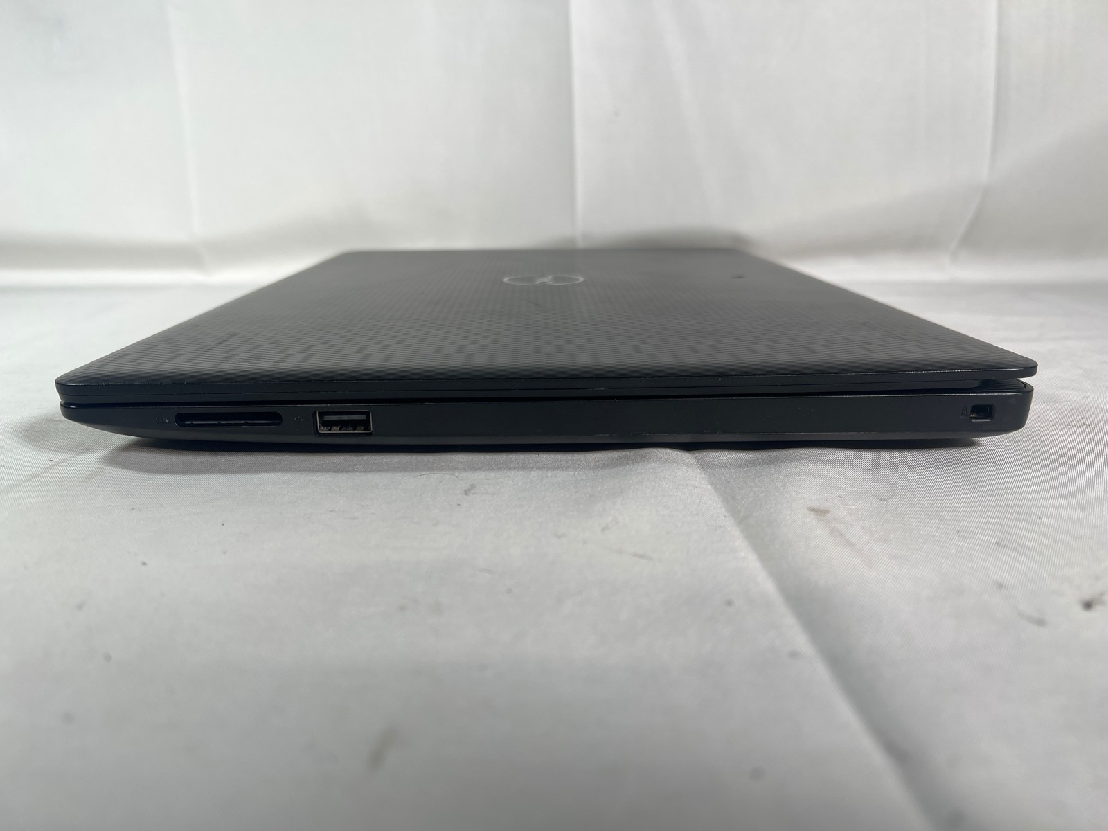 Dell Inspiron 3493 i5-1035G4 No Ram No Drive M2 Broken 14″ Parts