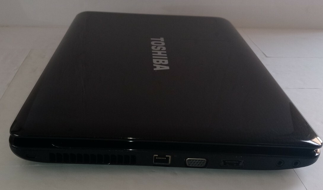 TOSHIBA SATELLITE L655-S 750GB 8GB INTEL CORE i3 M380 2.53 GHz Win 10 PRO