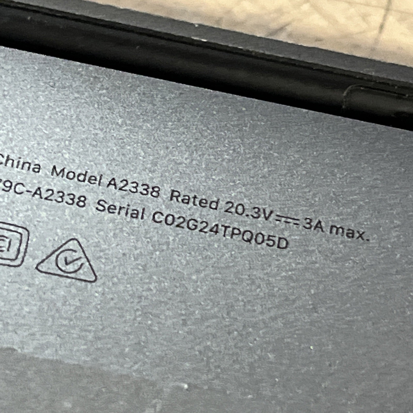 APPLE MACBOOK PRO “M1″ 8 CPU/8 GPU 13” 3.2GHZ 8GB RAM 256SSD