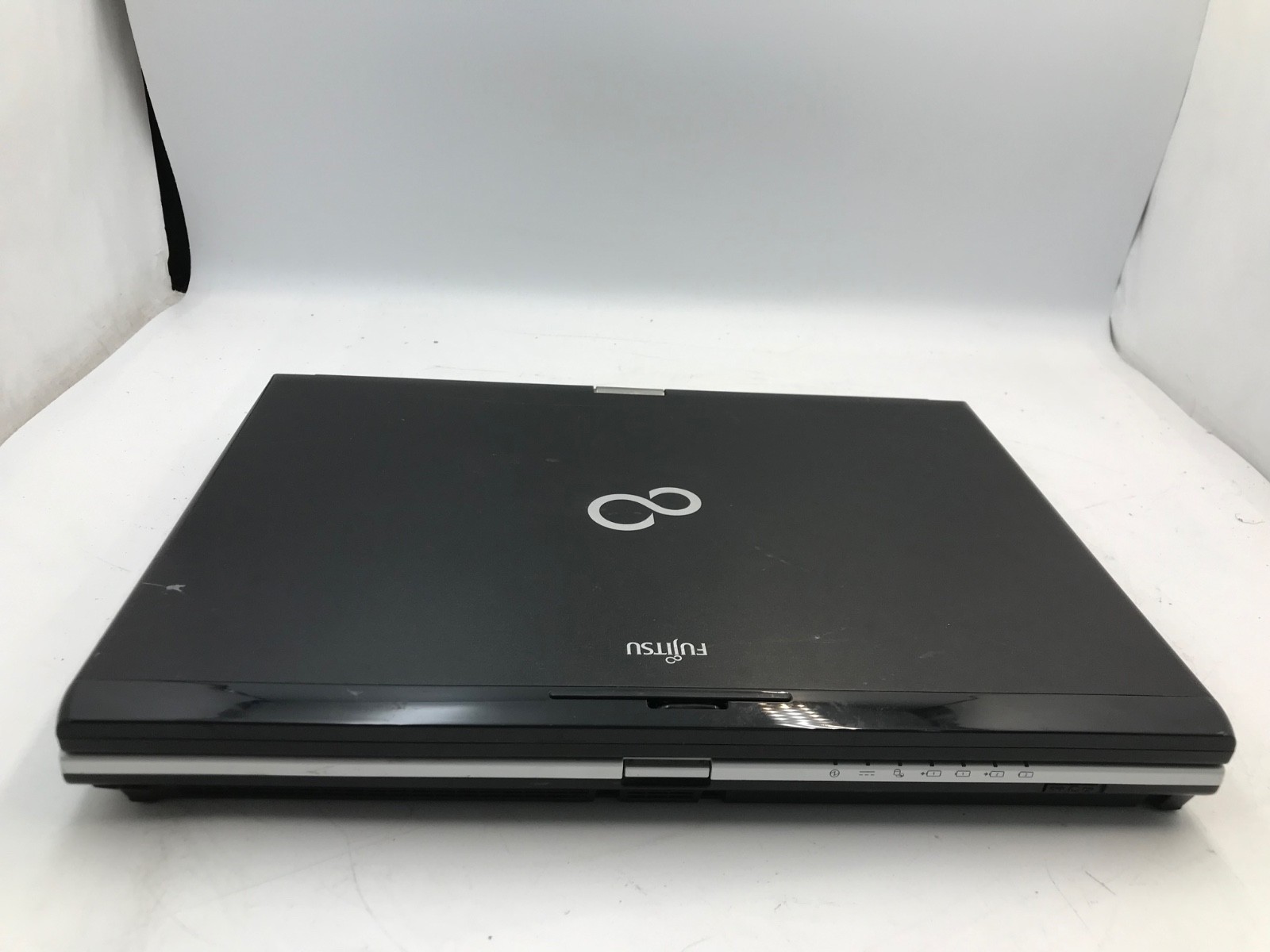 Fujitsu LifeBook T900 Intel Core i5-520M 13″ 4Gb RAM – BOOTS TO BIOS -MZ
