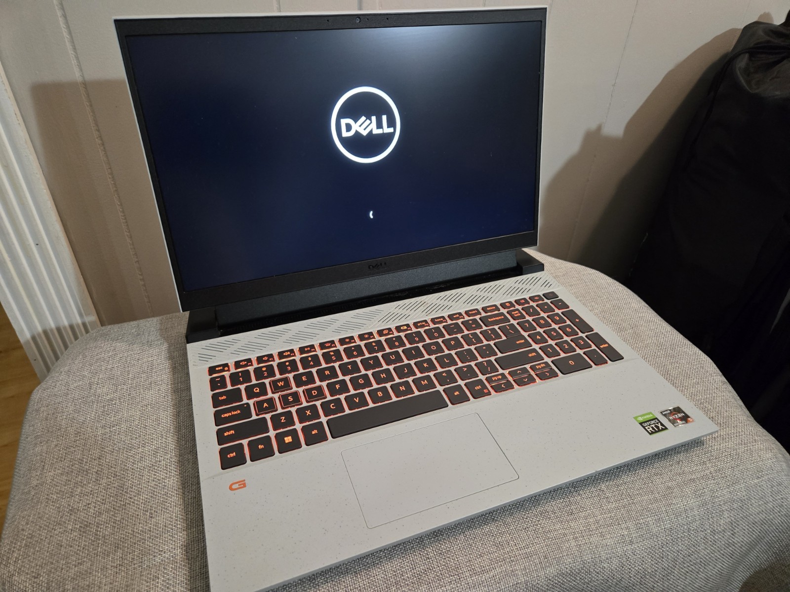 Dell G Series 15.6in Gaming Laptop Ryzen 5 6000 8GB SSD RTX Gray