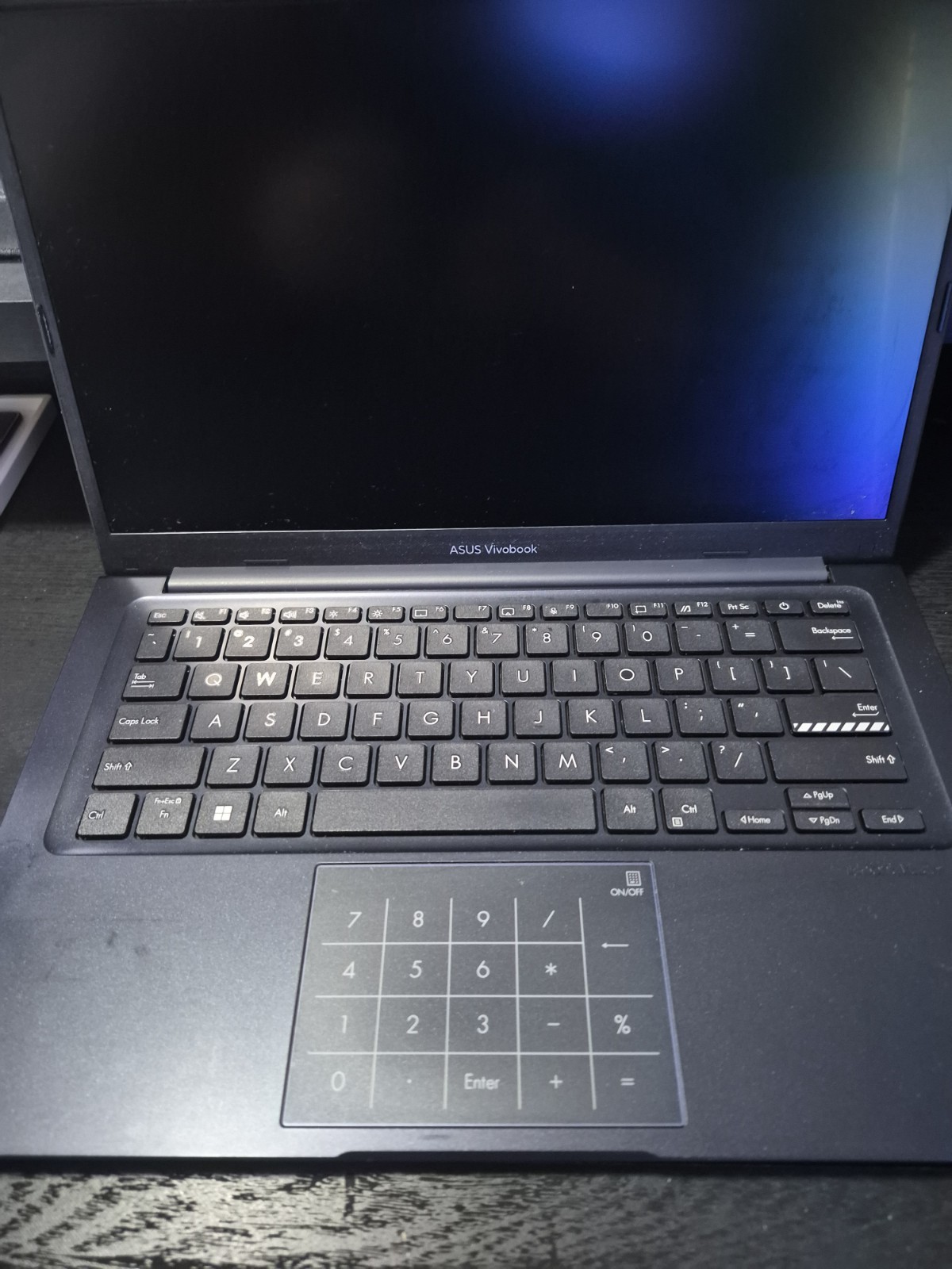 Asus Vivobook 14 X1404V 14″ i3-1215U 1.2GHz 8GB RAM 128GB SSD
