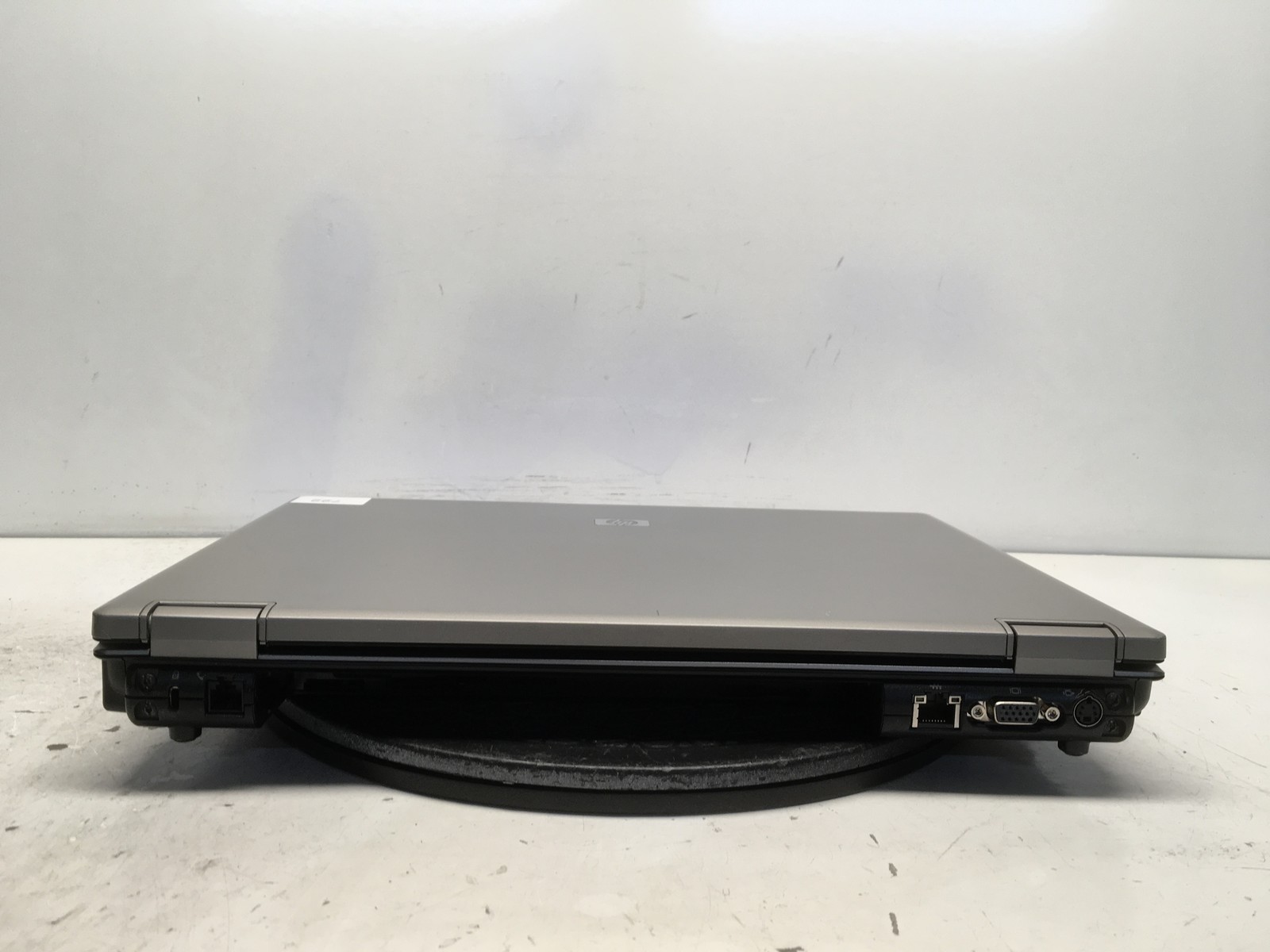 HP Compaq 6730B Intel Core 2 Duo P8400 2.26GHz 2 GB NO HDD No Batt BIOS Locked
