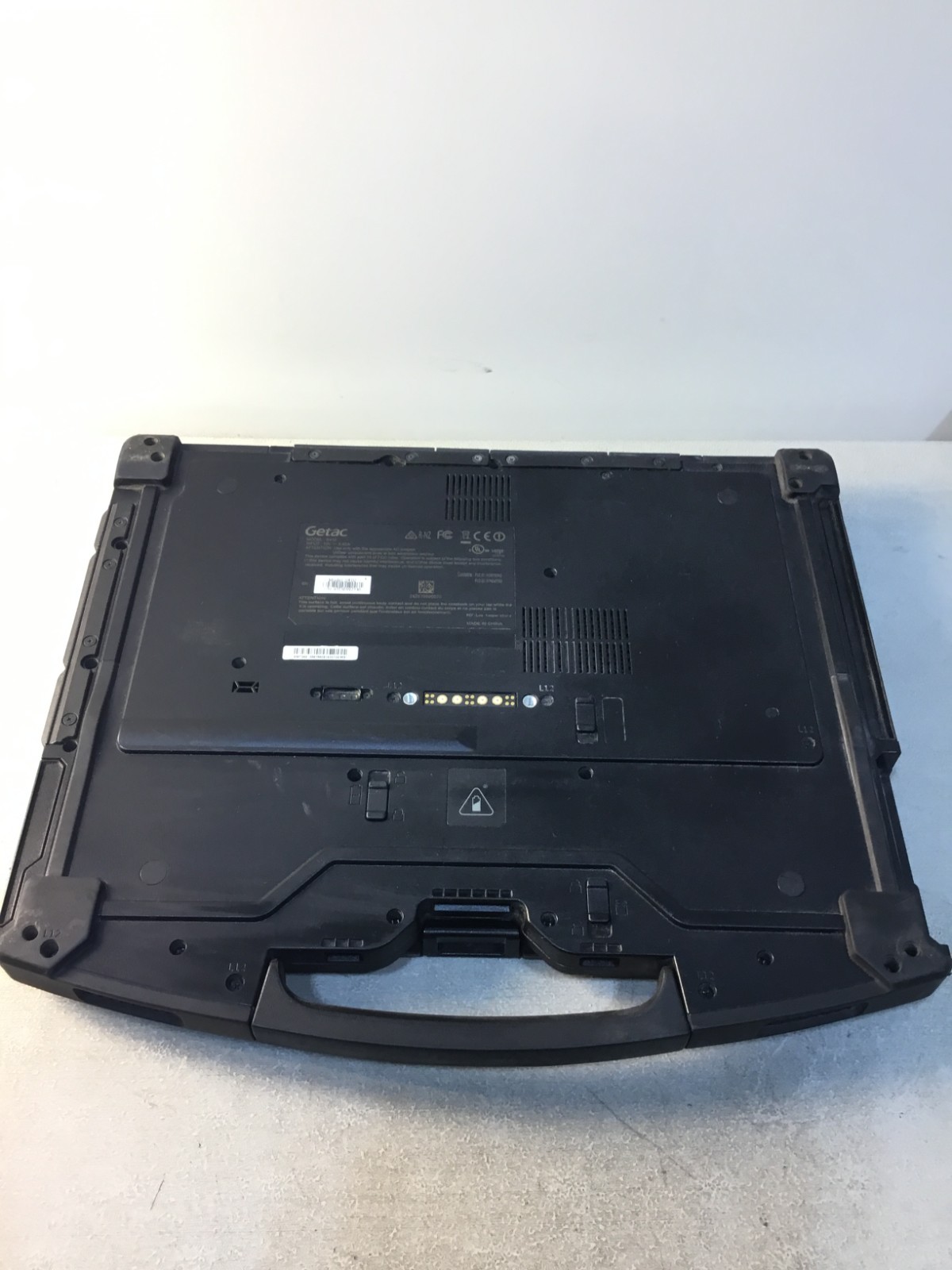 lots of 3.GETAC S410 Laptop i5-6200U.cpu @2.30 GHZ 4GB NO HDD