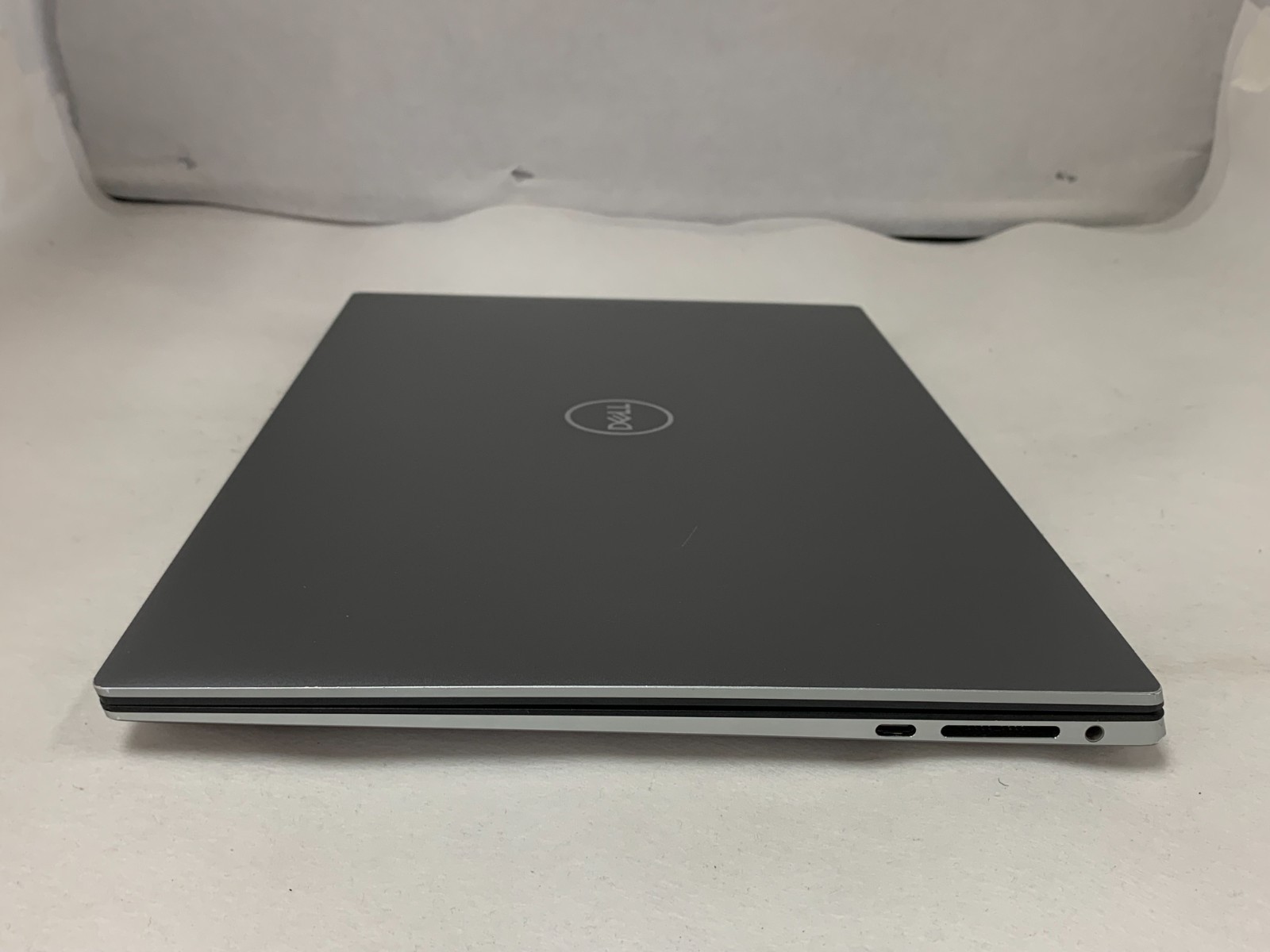 Dell Precision 5560 15.6″ UHD+ Touch i7-11850H 32GB 512GB NVMe NVIDIA T1200