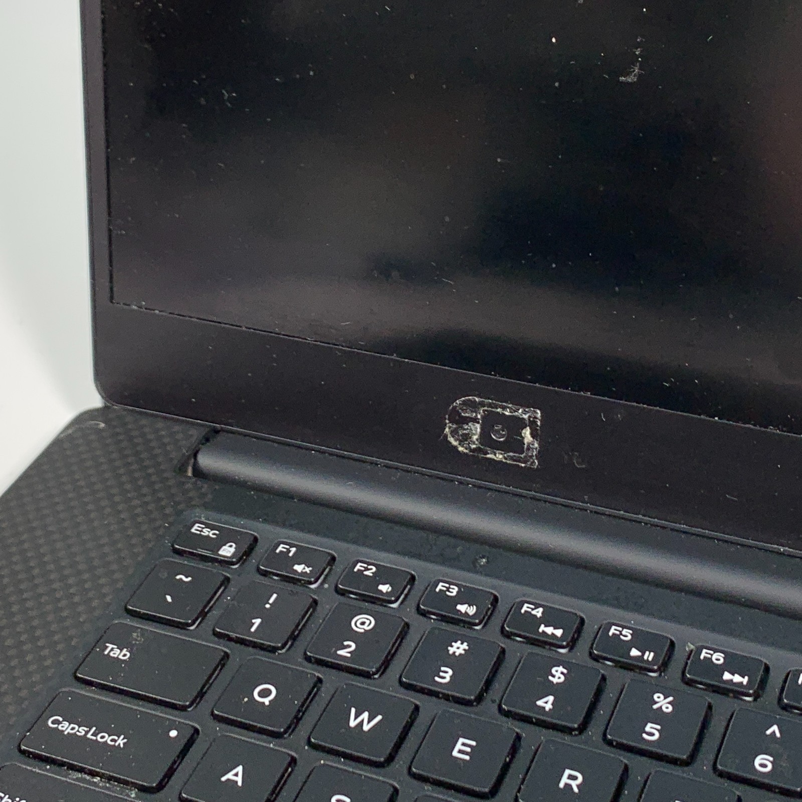 Dell Precision 5520 Intel Core i7-7820HQ 2.9GHz 32GB RAM 512GB NVMe No OS Used
