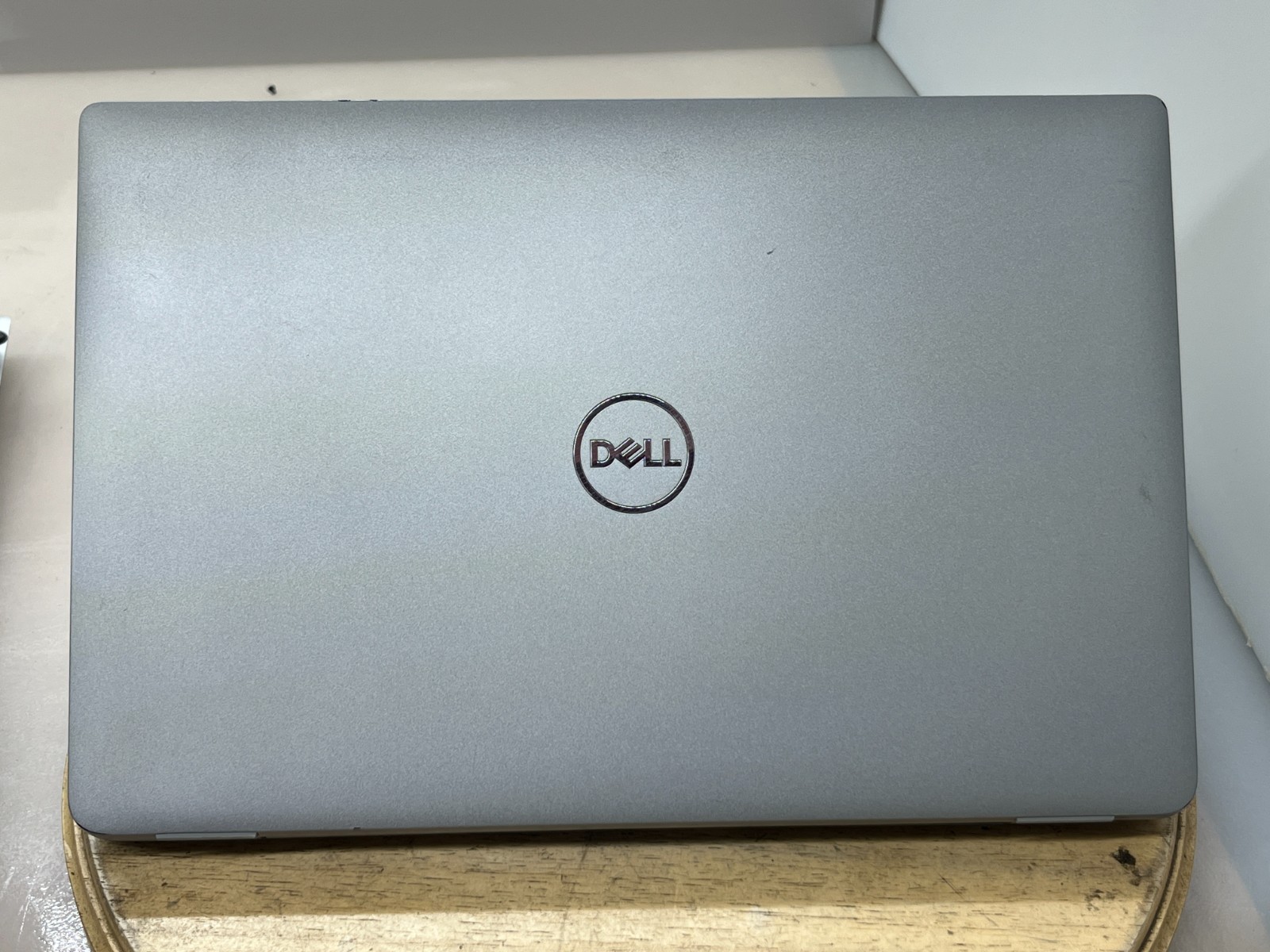 DELL LATITUDE 5450 ULTRA 5-135U@4.40GHz 8GB NO SSD/OS *Check Pictures*