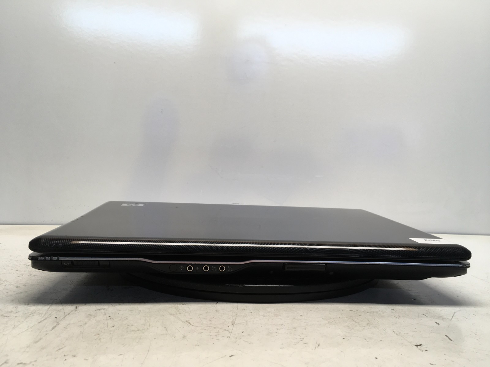 HP Pavilion DV9500 AMD Turion 64 X2 TL-58 1900MHz 1 GB NO HDD