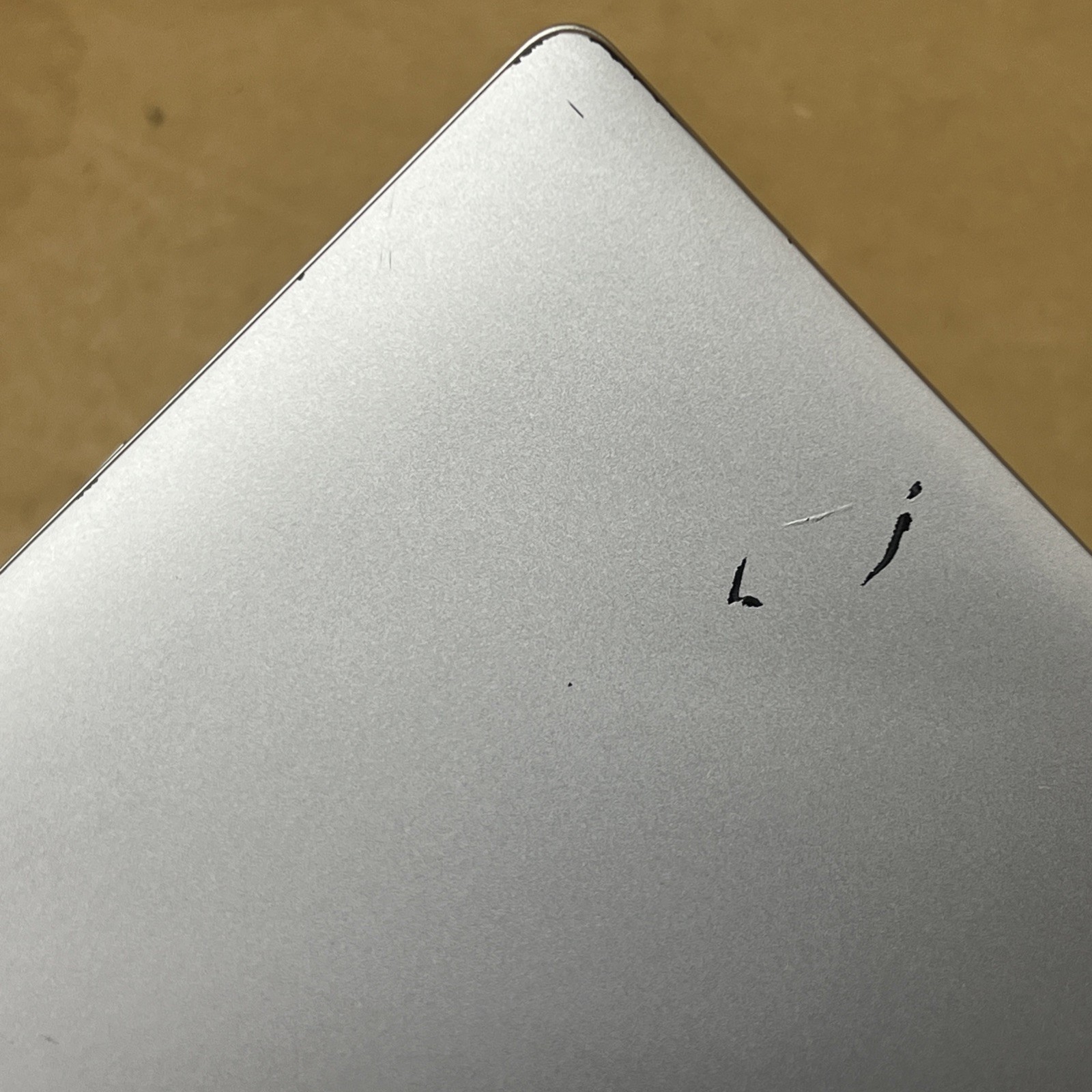 Dell Latitude 5410 i5-10310U 1.7GHz 8GB Ram 256GB SSD – Fair