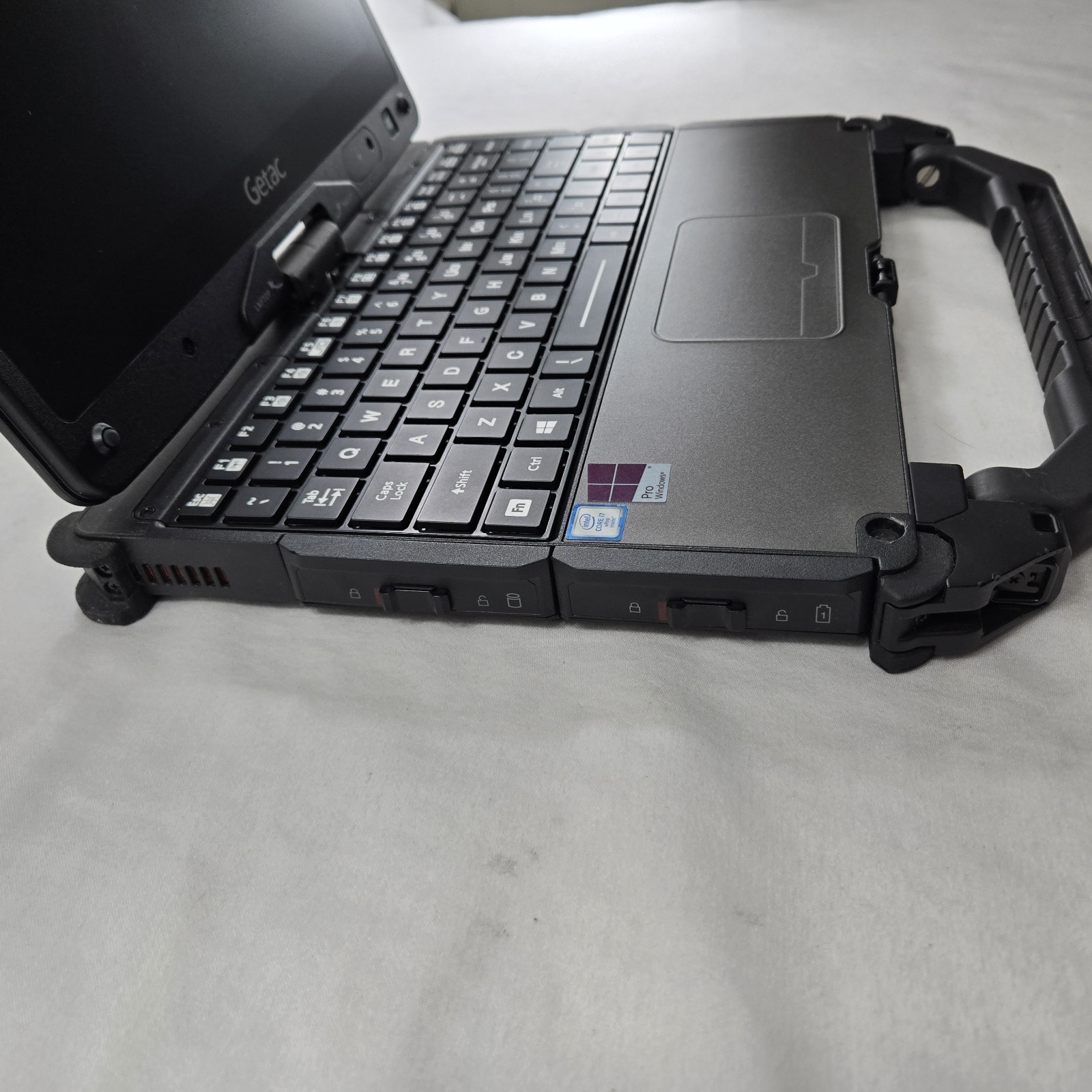 Getac V110 G3 Toughbook i7-6600U 2.60GHz 256GB SSD 12GB Ram Win10P – Grade B+
