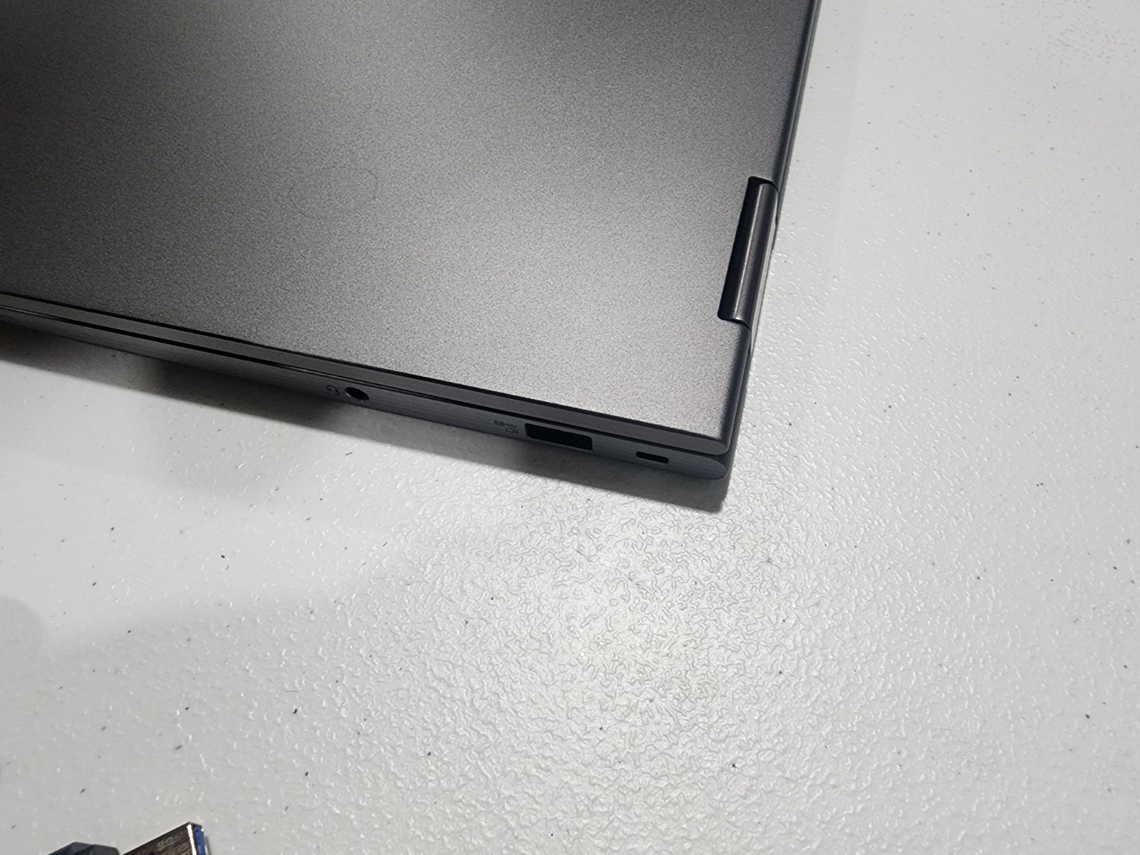 Lenovo ThinkPad X1 Yoga Gen 6