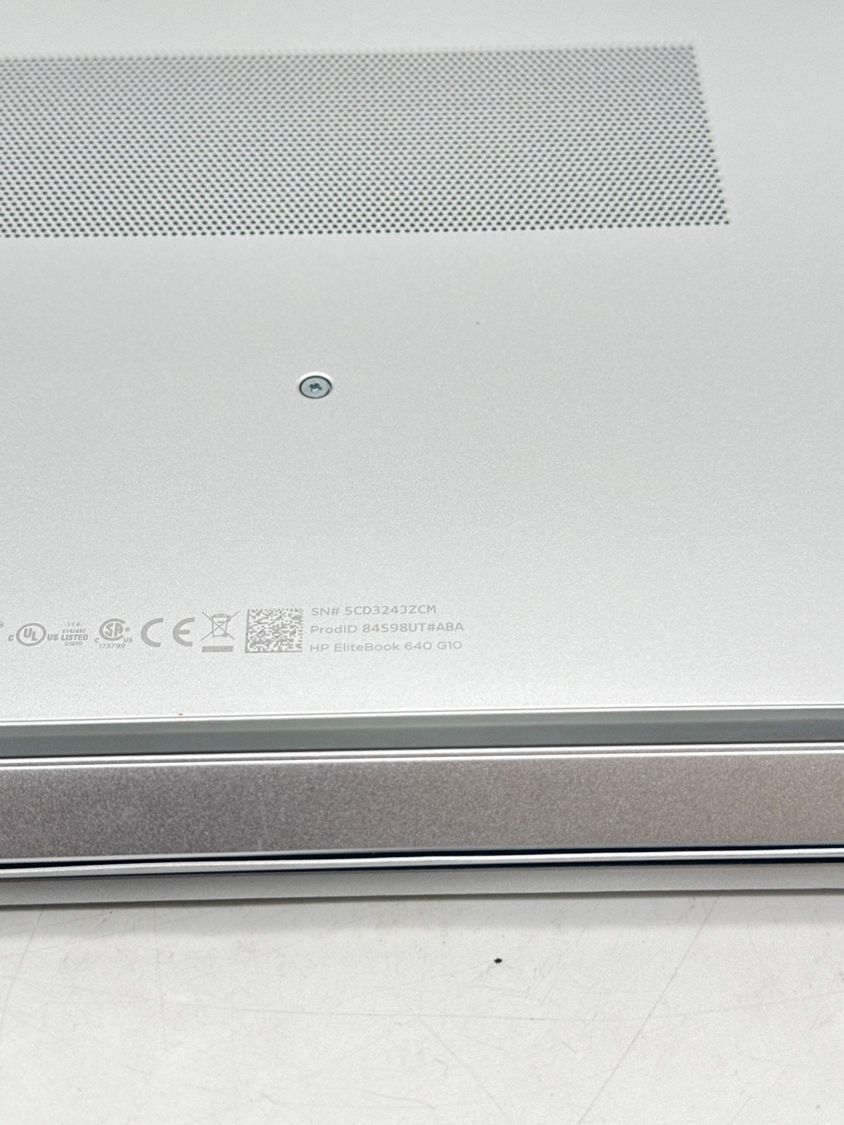 HP EliteBook 640 G10 14.0″ FHD Touch Core i5-1335U 1.30GHz 256GB SSD 8GB RAM #2