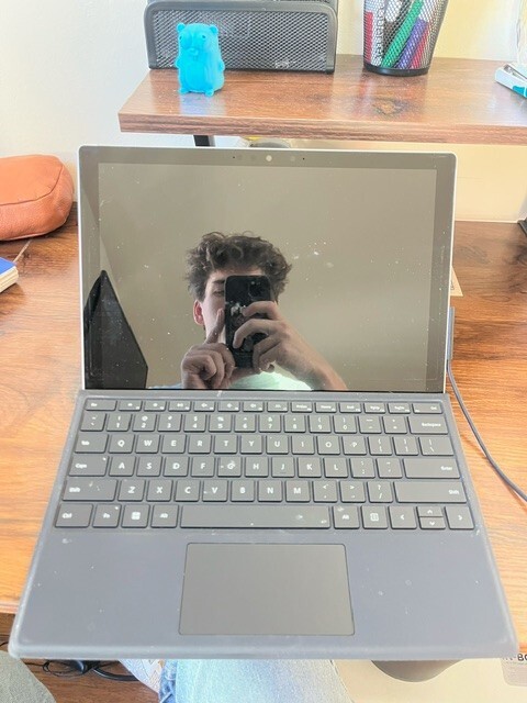 Microsoft Surface Pro 7 Plus 1960 (i5-1135G7 – 8GB RAM – 128GB SSD – Win10Pro) *