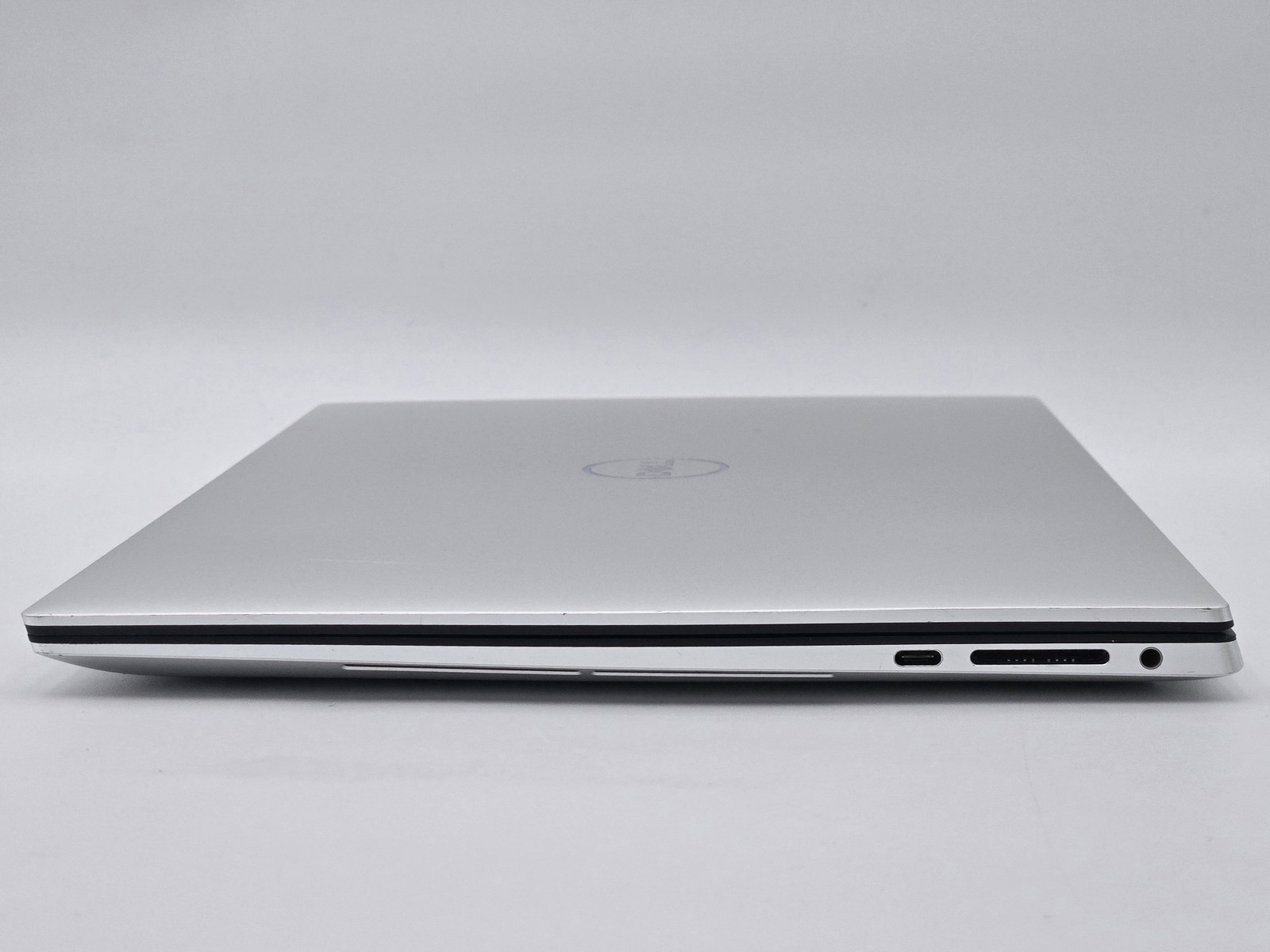 Dell XPS 15 9520 15.6″ FHD+ I7-12700H 1TB SSD 32GB W11P RTX 3050 Ti IRCam