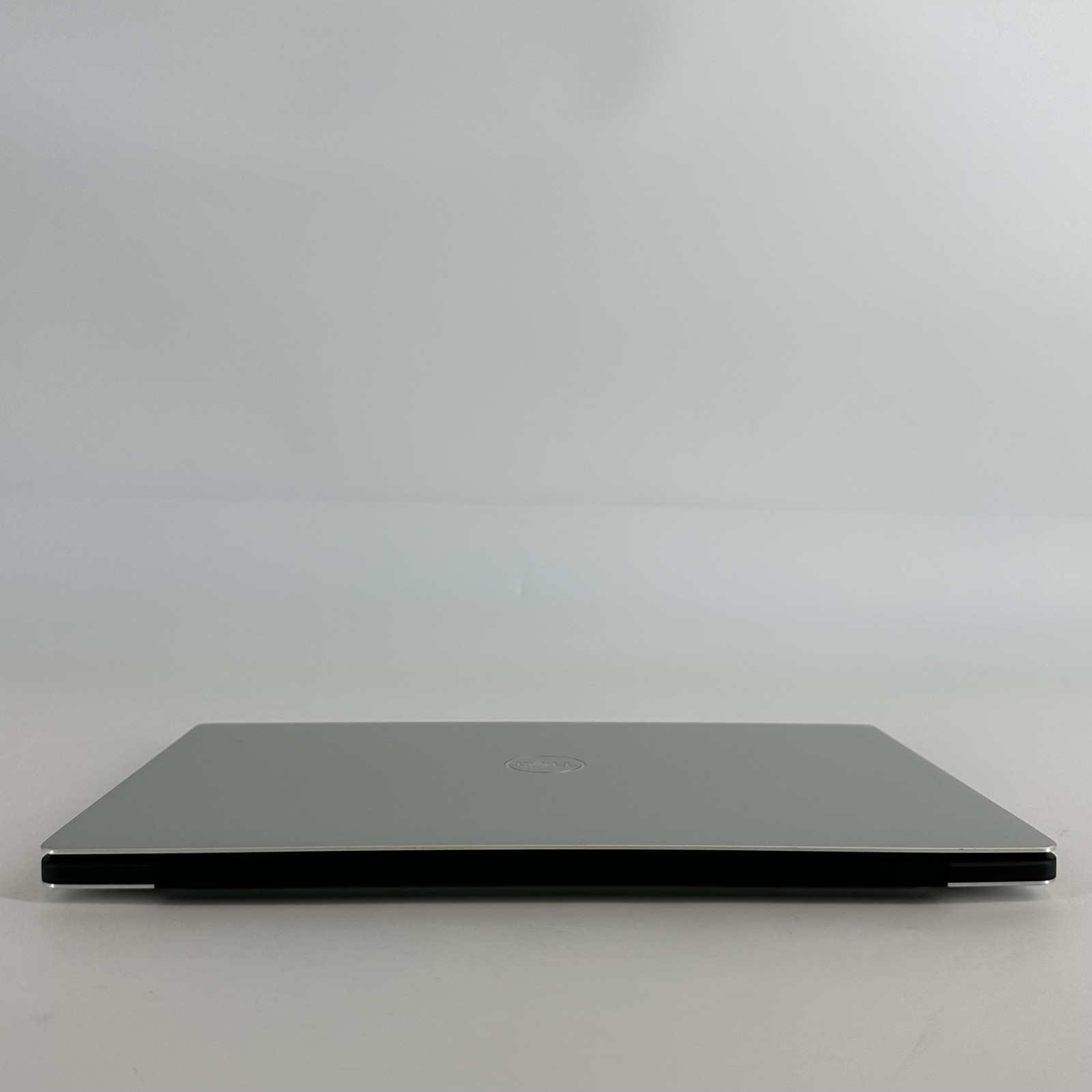 Dell XPS 13 7390 Silver FHD TOUCH i5-10210U 1.60GHz 8GB 256GB SSD Very Good