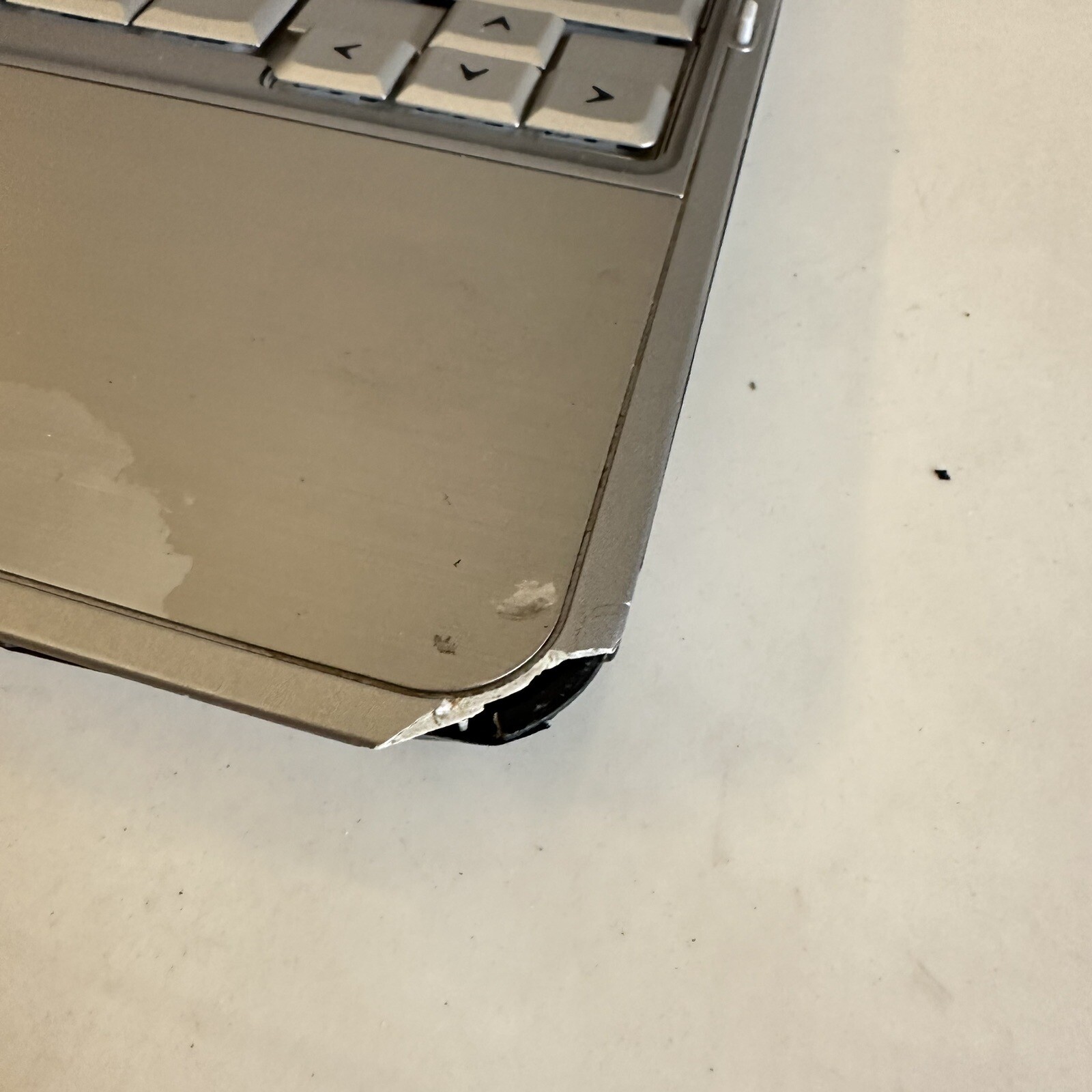 HP EliteBook 2730p 12.1” Laptop Tablet PC C2D 1GB RAM No HDD – Scraps/Salvage