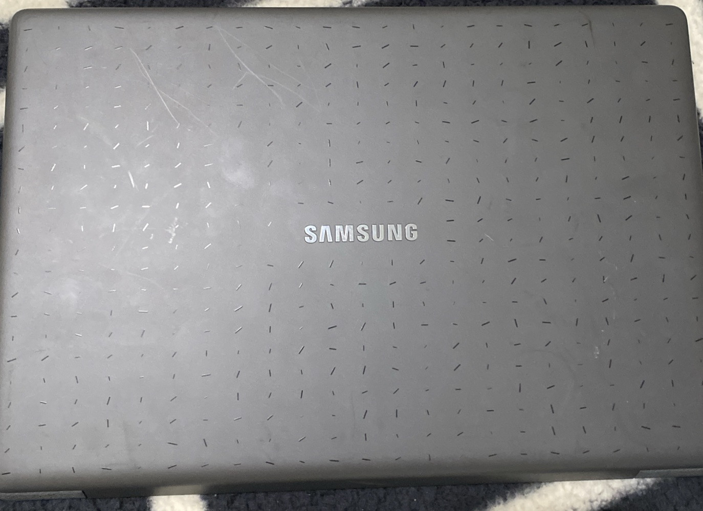 Samsung NP530XBB-K06US i5-7200U 8/256/2.5GHZ Intel HD 620 13.3-inch BAD BATTERY