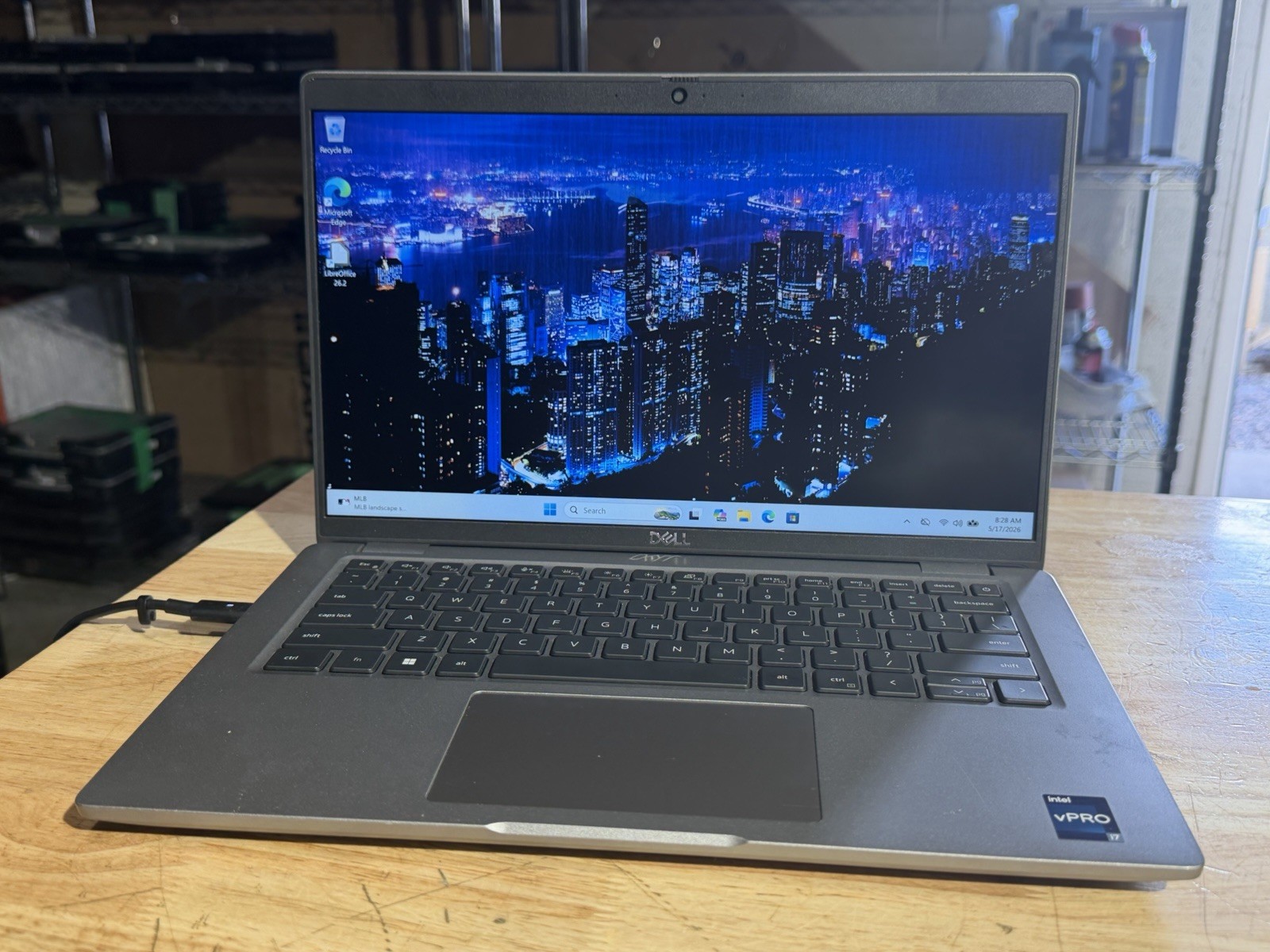 Dell Latitude 5440 Laptop i7-1370p 8GB Ram 256 SSD Win 11 Pro + Libre Office