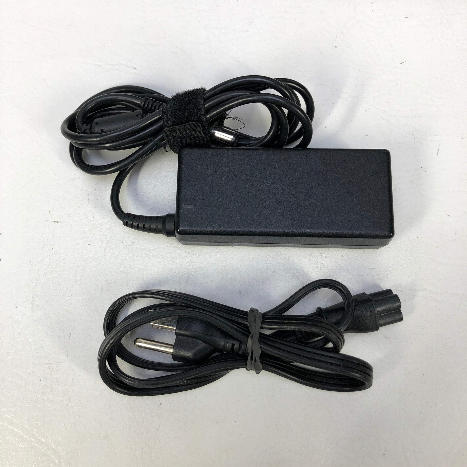 Dell Latitude 5480 14″ i7-7820HQ 2.9GHz 16GB RAM 256GB SSD