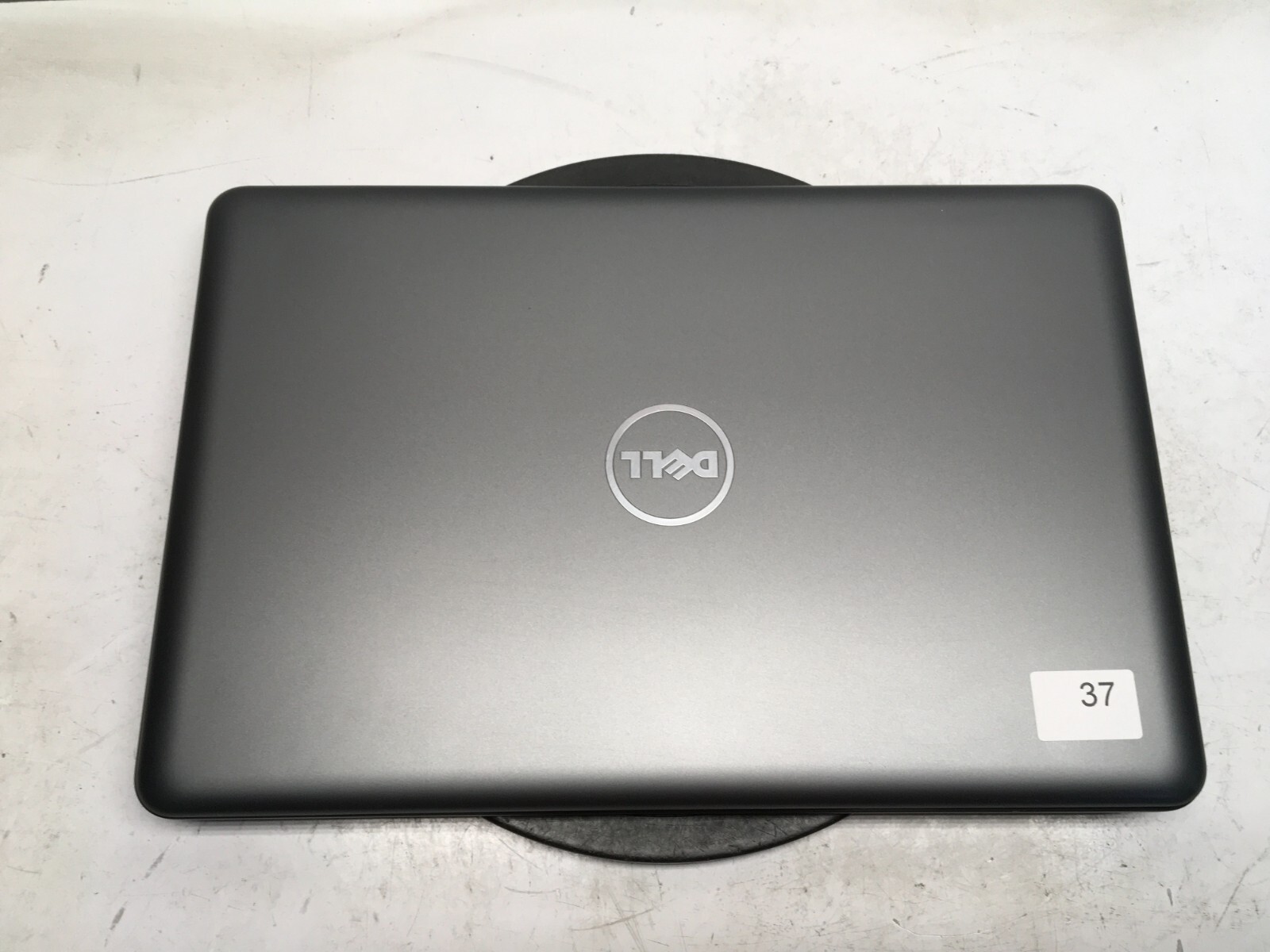 Dell Inspiron 5567 Intel i5-7200U 2.5GHz 8 GB NO HDD No Batt
