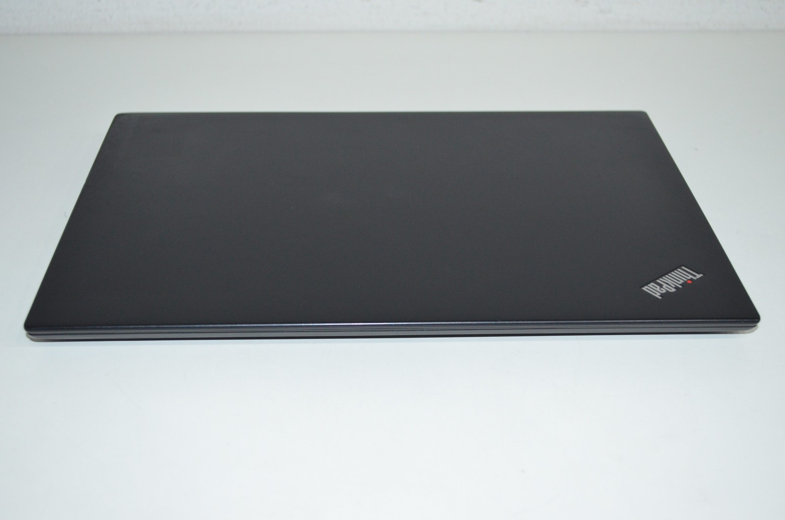 Lenovo ThinkPad T470s – Intel Core i5-7300U 2.60 GHz – 8GB RAM – No HDD