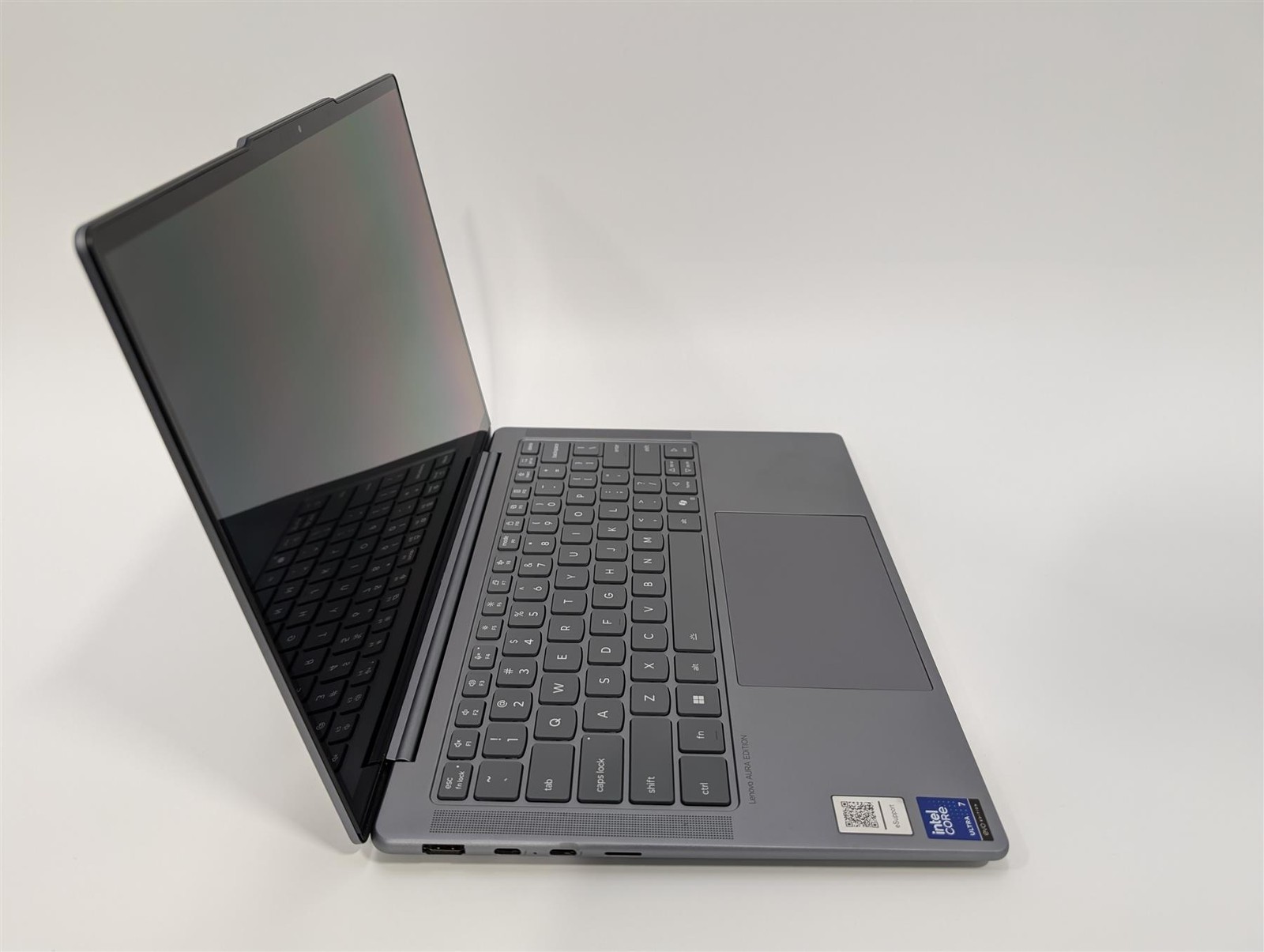 Lenovo Slim 7 14″ Core Ultra 7 258V 32GB 1TB SSD Arc Luna Grey Used-Very Good