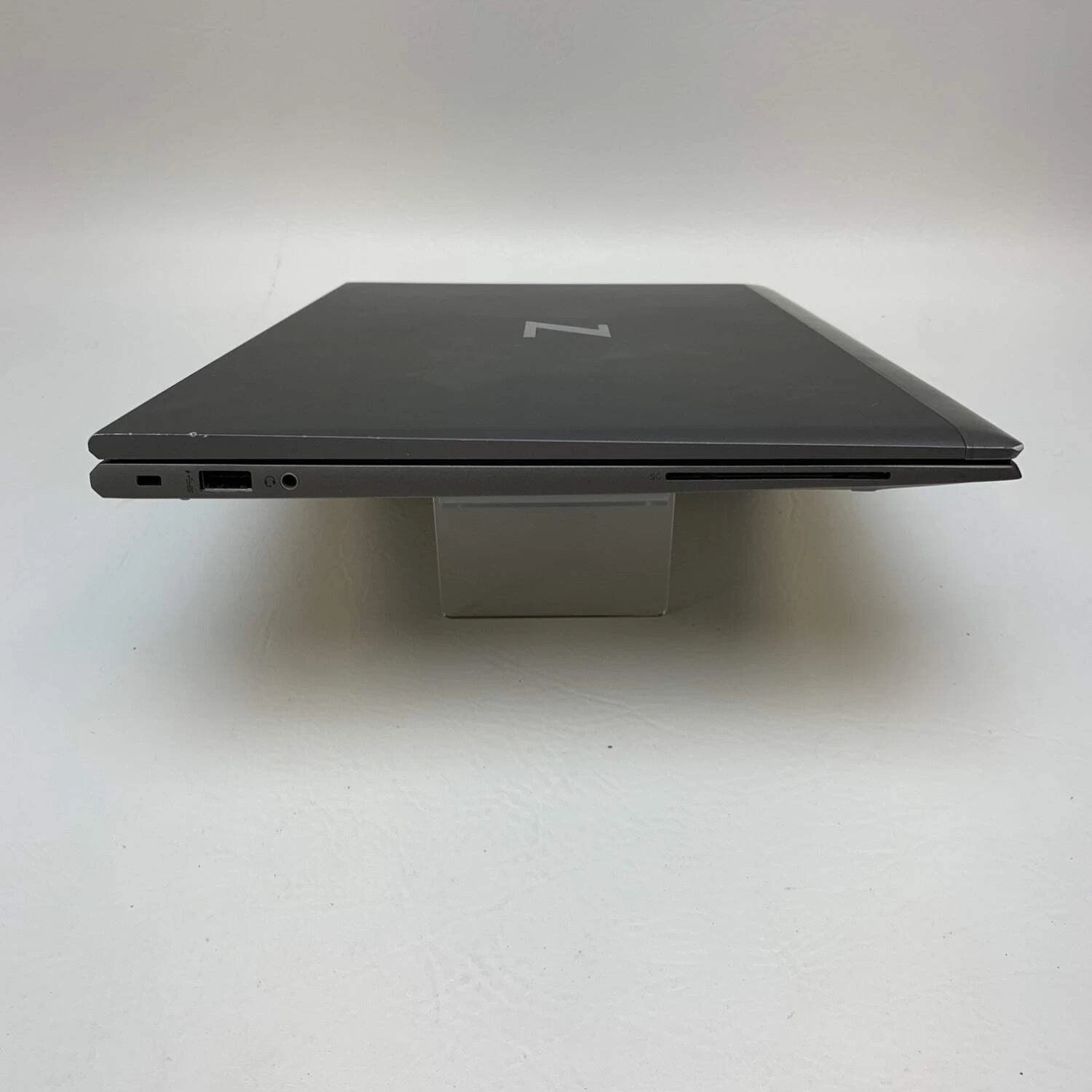 HP ZBook Firefly 15 G8 15.6″ i7-1185G7 3.0GHz 32GB RAM 1TB SSD