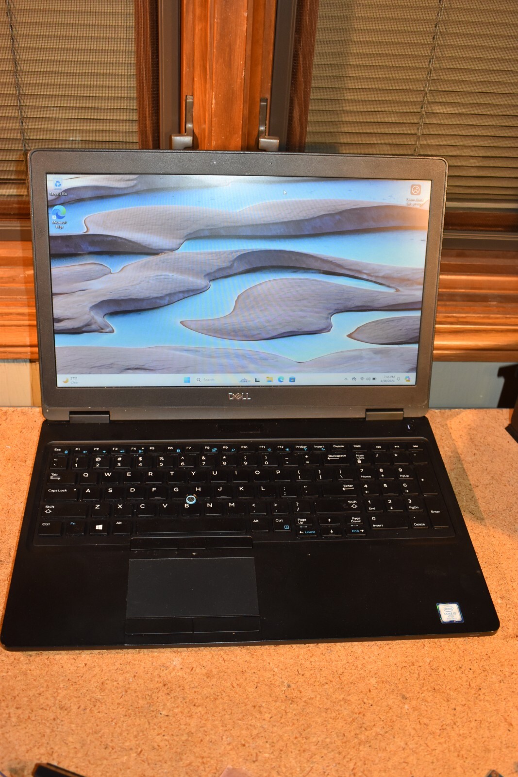 Dell Latitude 5590 Quad Core i5-8350U 1.6 GHz 16GB RAM 256GB SSD Windows 11 Pro
