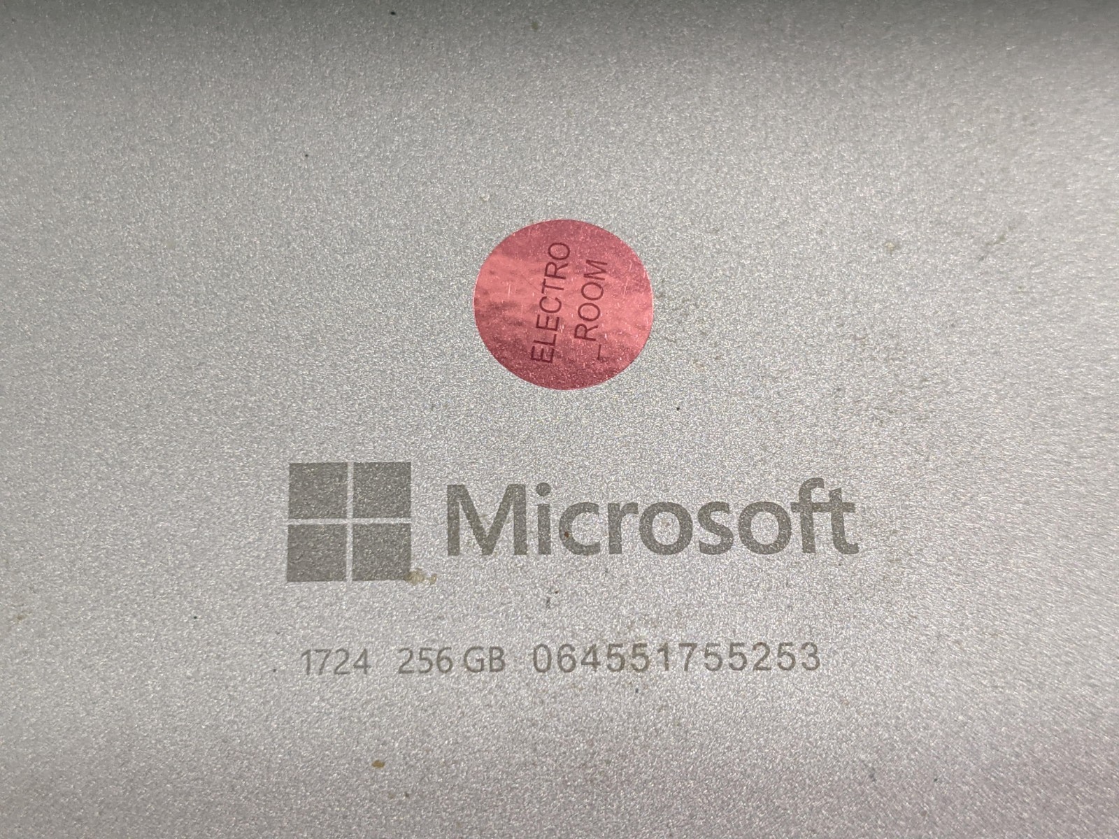 MS Surface Pro 4 1724 12.3″2736×1824 TOUCH i5-6650U 2.2GHz 16GB 256GB SSD AS-IS