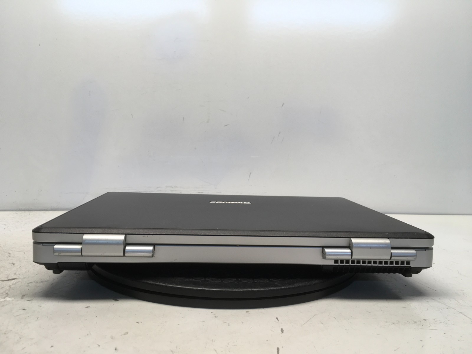 Compaq Presario C502US Intel Celeron M 440 1.86GHz 512 MB NO HDD No Batt