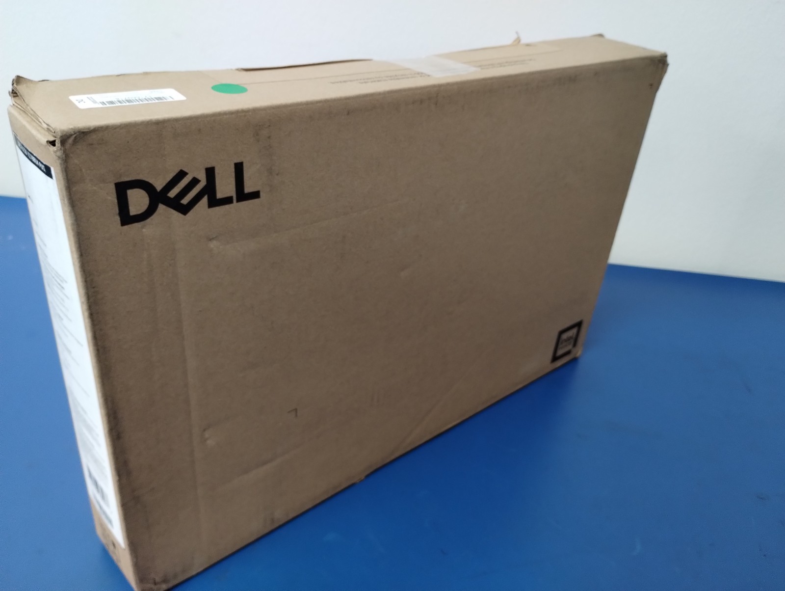 DELL 16 DC16250 MRYT3, Intel Core 7 150U, 1.80 GHz, 16 GB RAM, 1 TB NVMe SSD