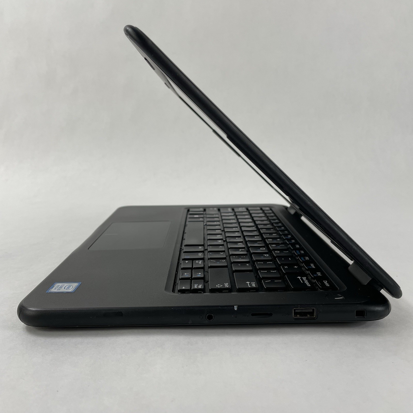 Dell Latitude 3310 13.3″ i5-8265U 1.60 GHz 8 GB RAM No SSD/OS/AC/Batt – READ