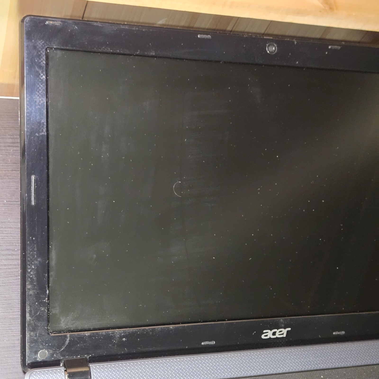Acer Aspire 5250-BZ669 AMD E-350 4GB 500GB DVD Win10 15.6″ Laptop P5WE6