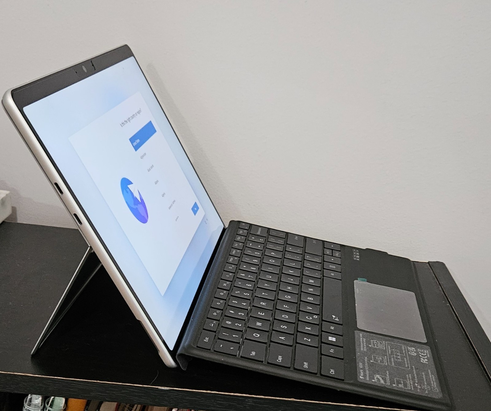 Microsoft Surface Pro 11 13″ Snapdragon X Plus 3.4GHz 16GB RAM 256GB SSD