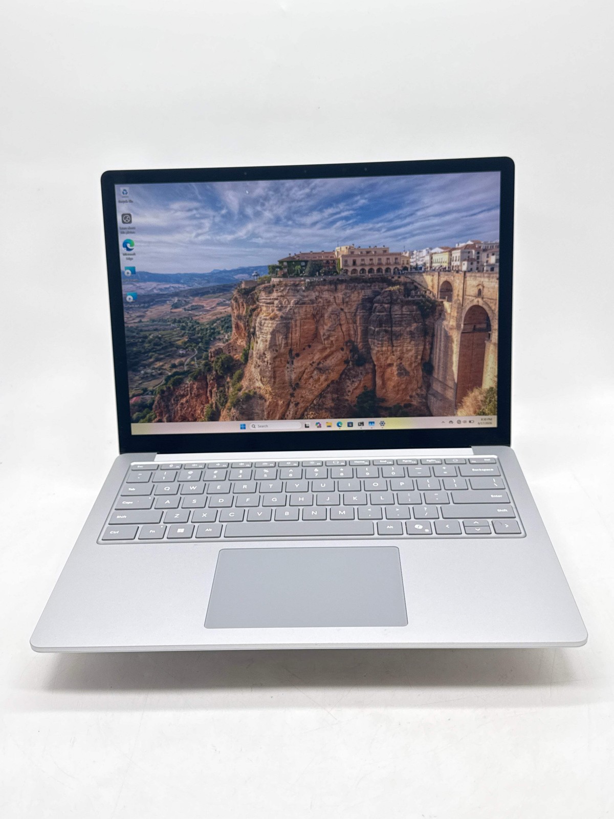 Microsoft Surface Laptop 6 13.5″ Core Ultra 5 135H 8GB 256GB SSD Used