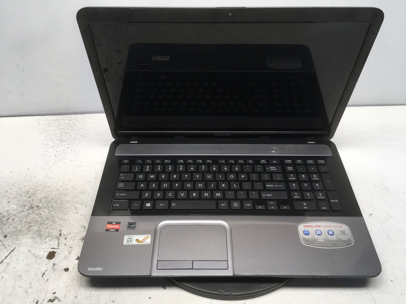 Toshiba Satellite L875D-S7332 AMD A6-4400M 2.7GHz 6 GB NO HDD No Batt