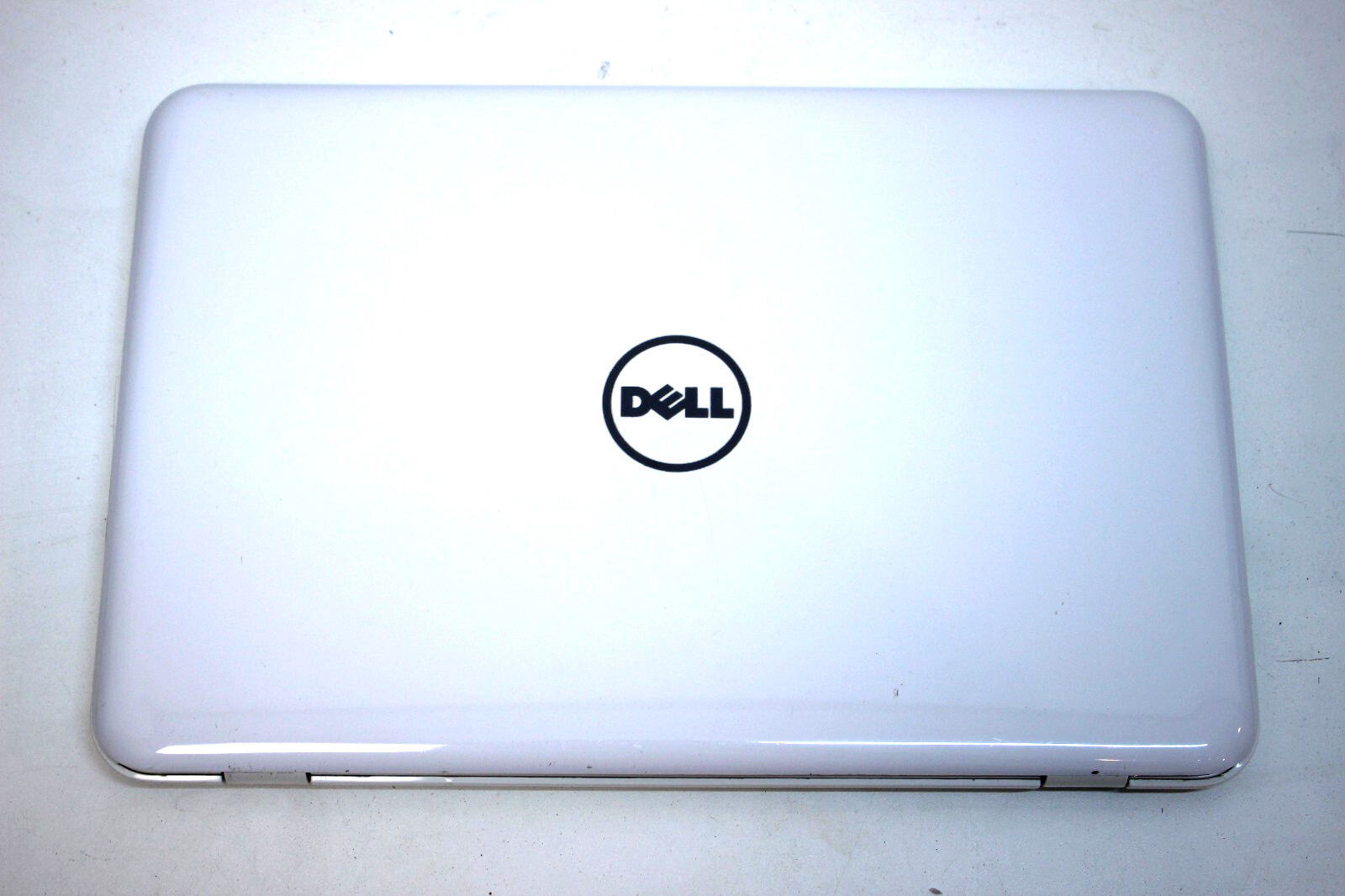 Dell Inspiron Mini Laptop p24T Parts only – Broken Screen, White, no cord