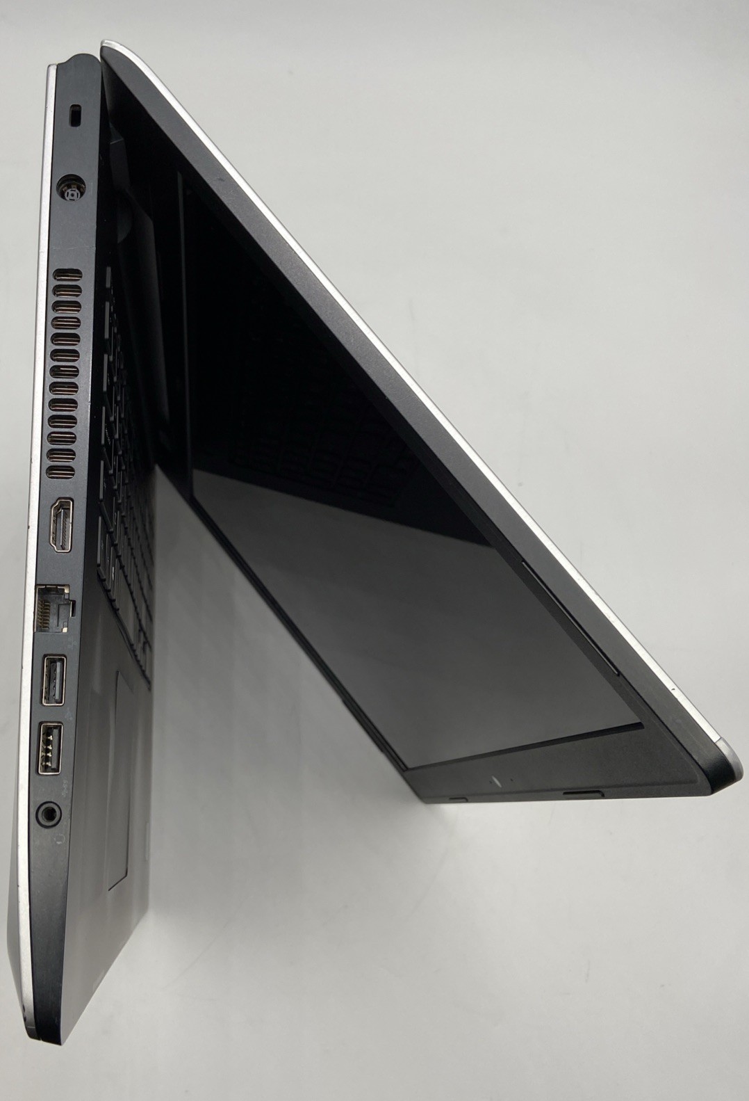 Dell Inspiron 17 5748 Intel i7-4510U @ 2GHz 8GB RAM 1TB HDD W10P