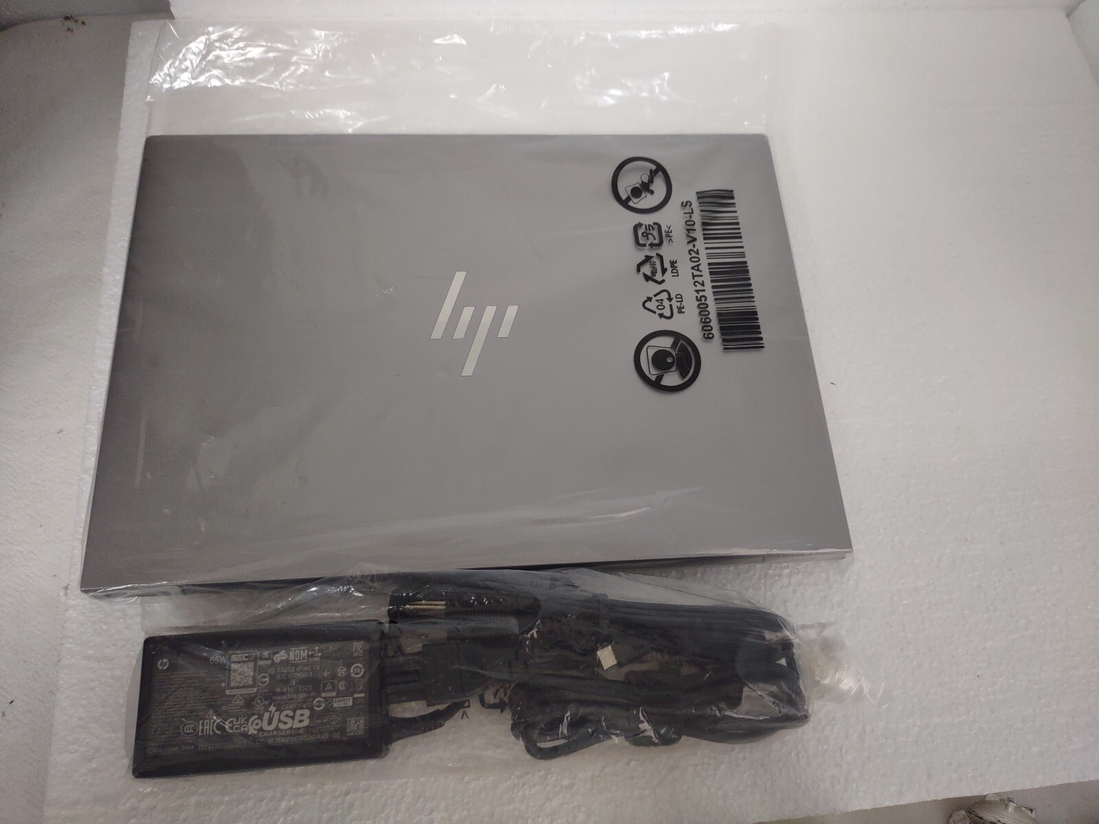 HP ZBook Firefly G10 A 14″ Touchscreen Mobile Workstation – WUXGA – 1920 x 1200