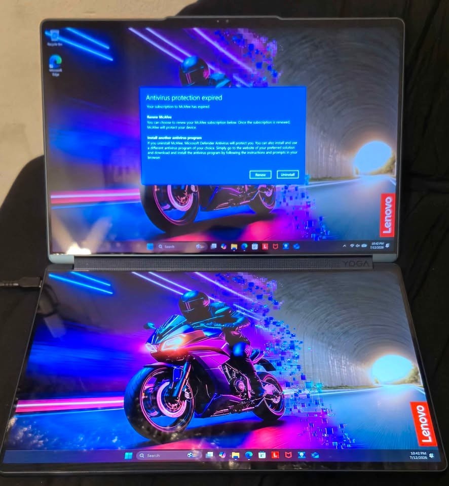 Lenovo Yoga Book 9i 14” 2.8K Dual Screen OLED Laptop Ultra 7 255H 16GB 1TB Teal