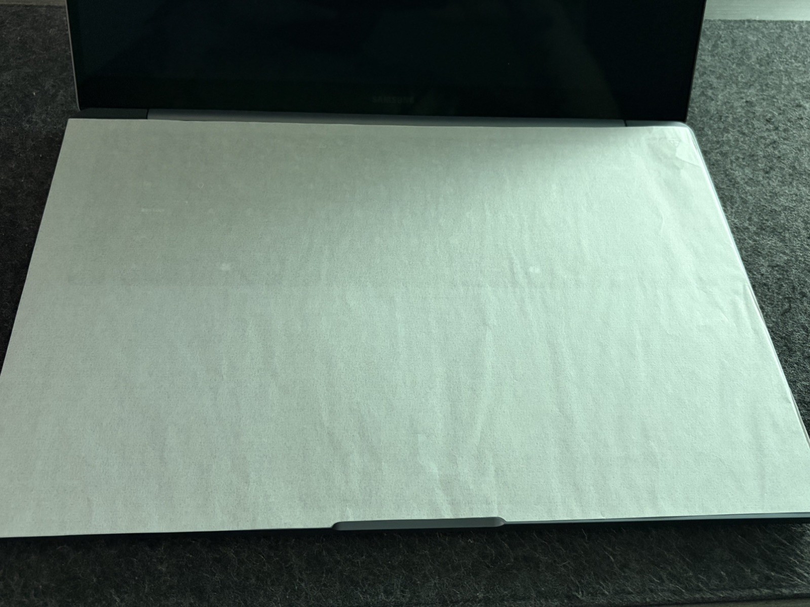 Samsung Galaxy Book 6 Ultra 16 (32GB, RTX 5060, 1TB SSD)