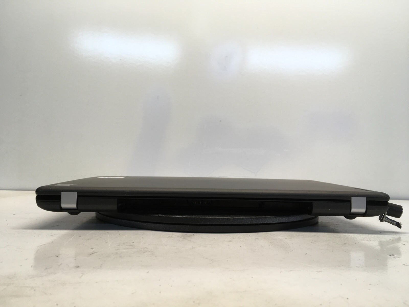 Lenovo ThinkPad E550 Intel i3-4005U 1.7GHz 4 GB NO HDD