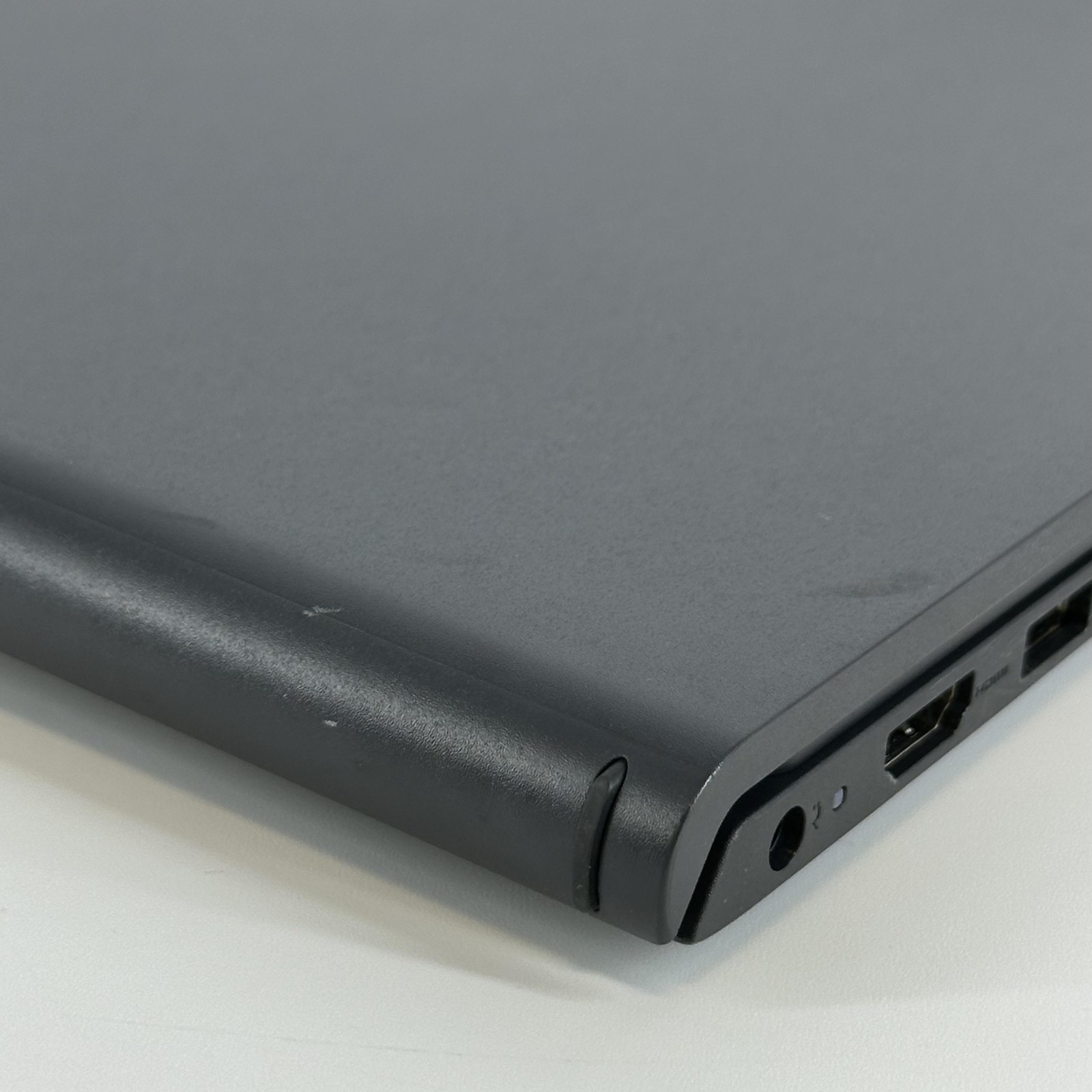 Dell Inspiron 3511 15.6 Black FHD i3-1115G4 3.00GHz 12GB 128GB SSD Very Good