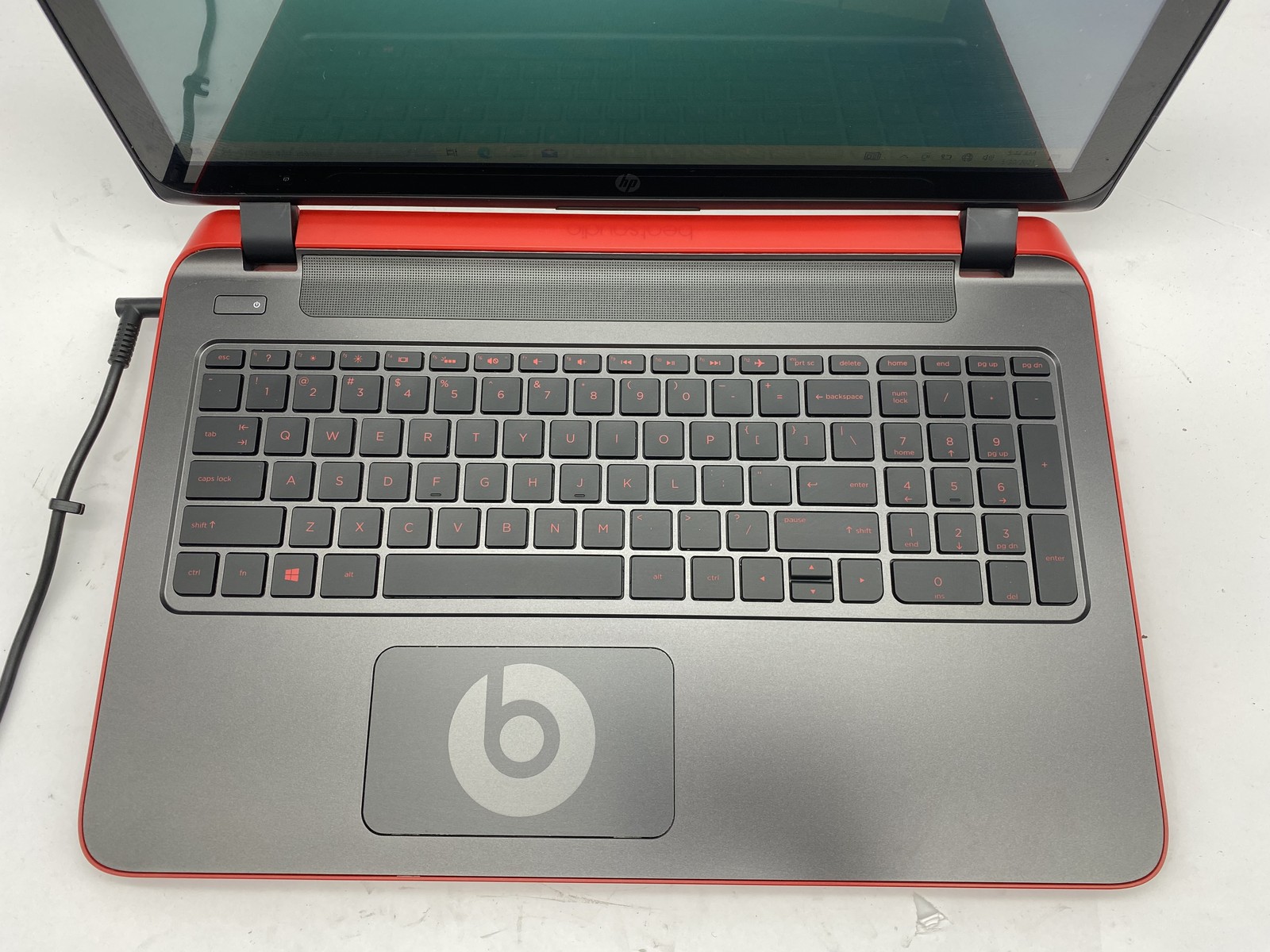 HP Beats 15 Laptop AMD A10-7300 Radeon R6 1.9GHz 8GB RAM 1TB HDD W10P Touch